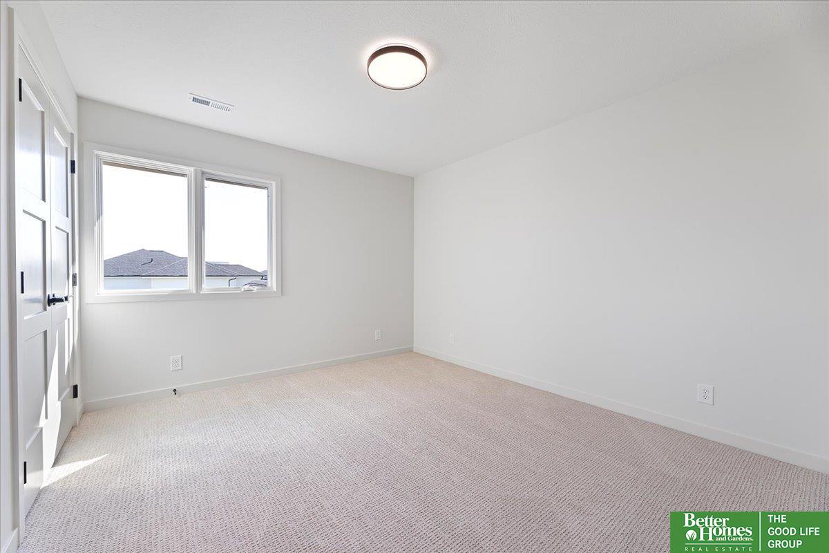 4534 S 203 Street, Omaha, Nebraska image 41