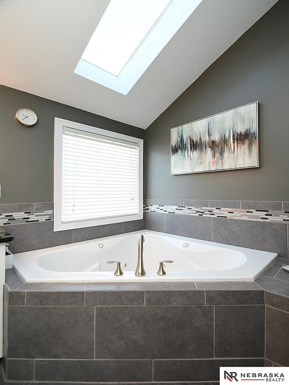 16524 Willow Street, Omaha, Nebraska image 23