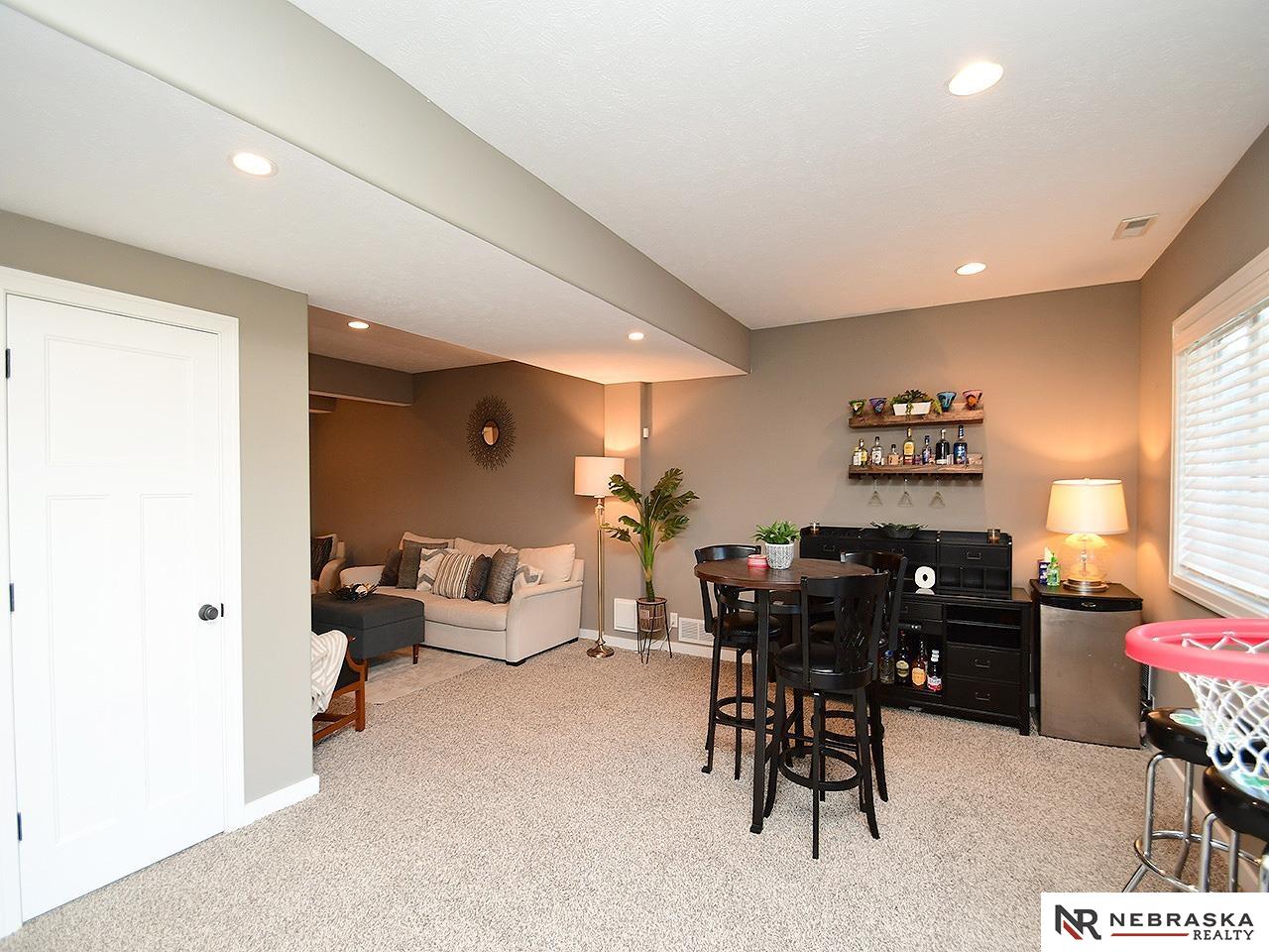 16524 Willow Street, Omaha, Nebraska image 32