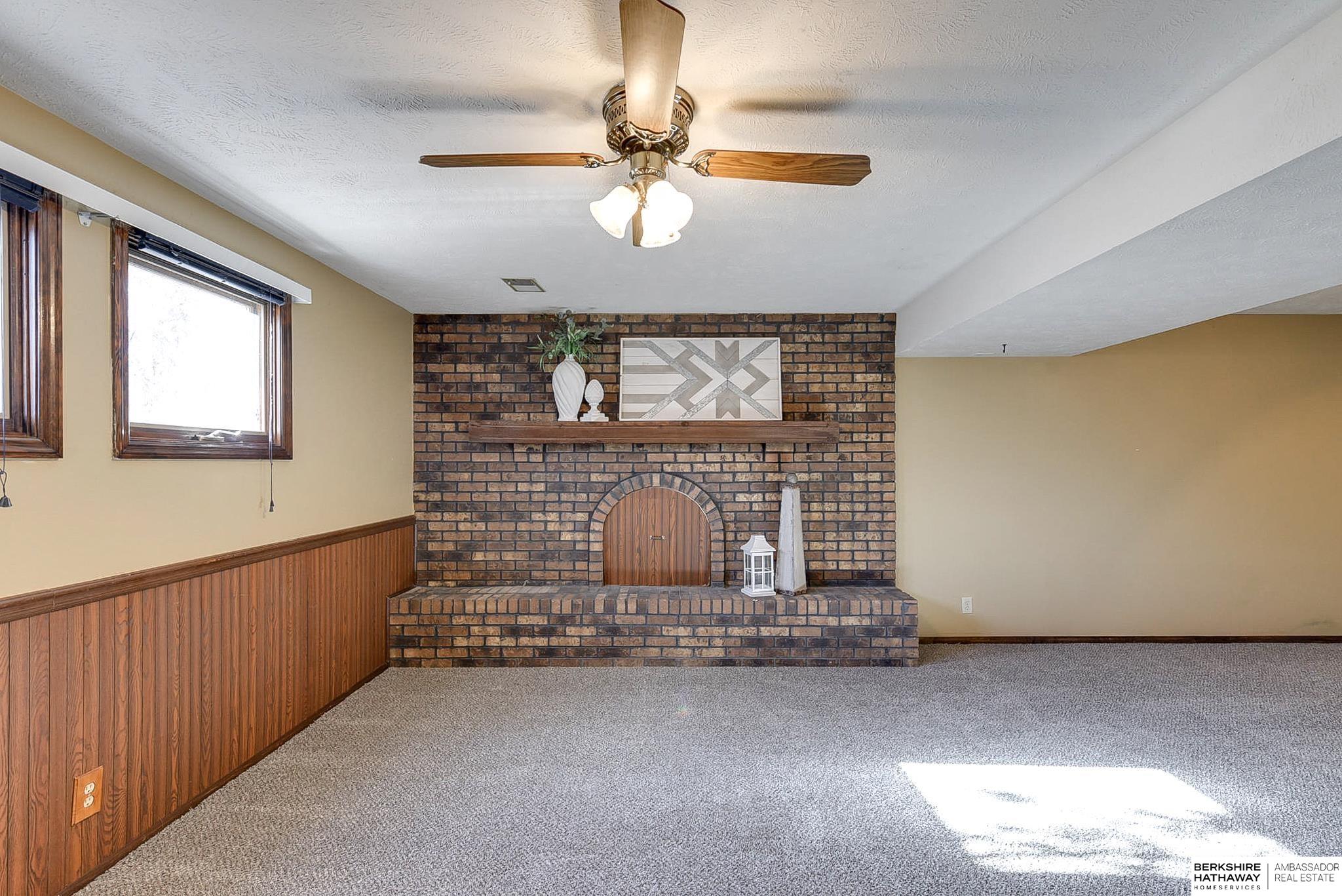 340 Windsor Drive, Papillion, Nebraska image 31