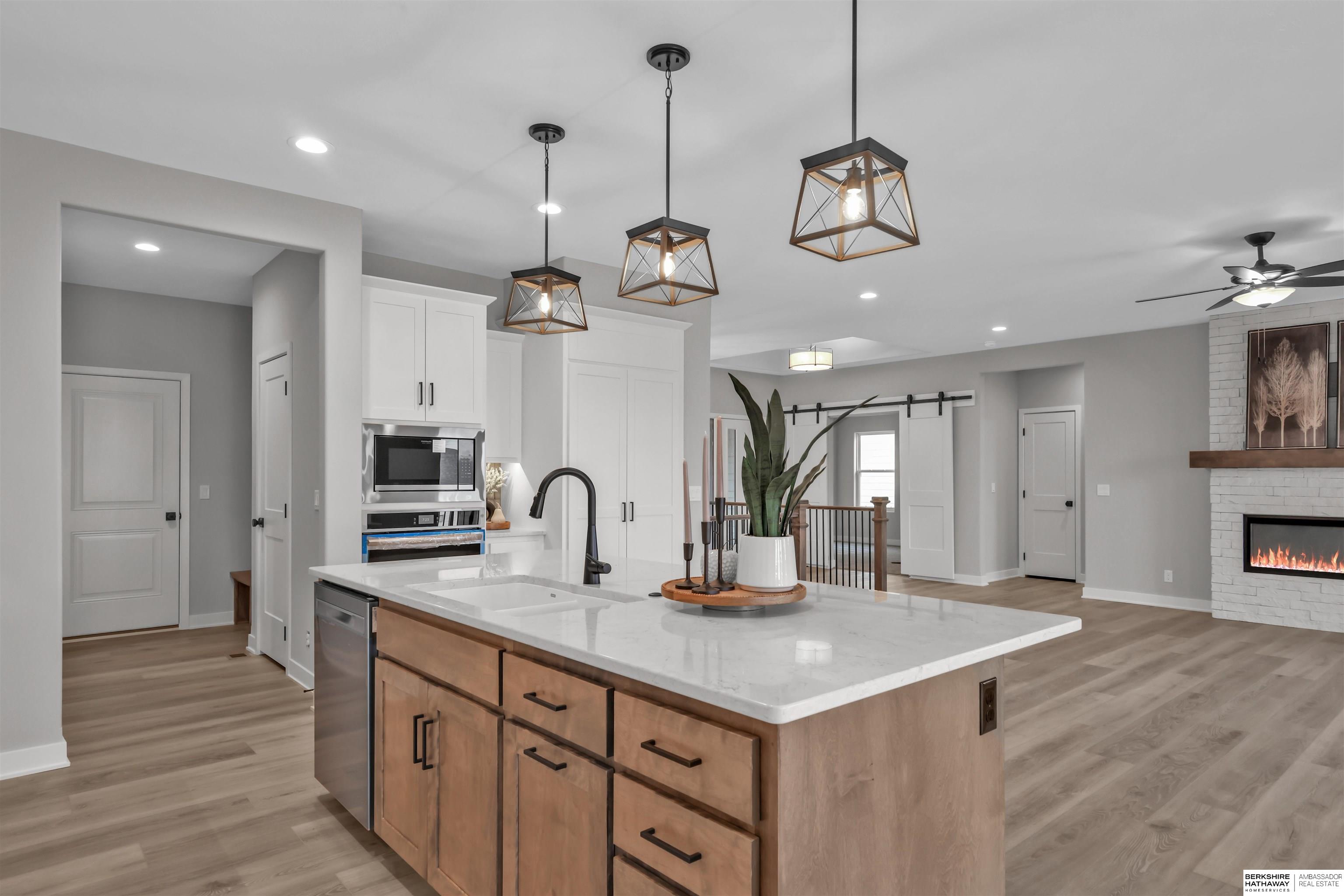 5909 N 209th Street, Elkhorn, Nebraska image 18