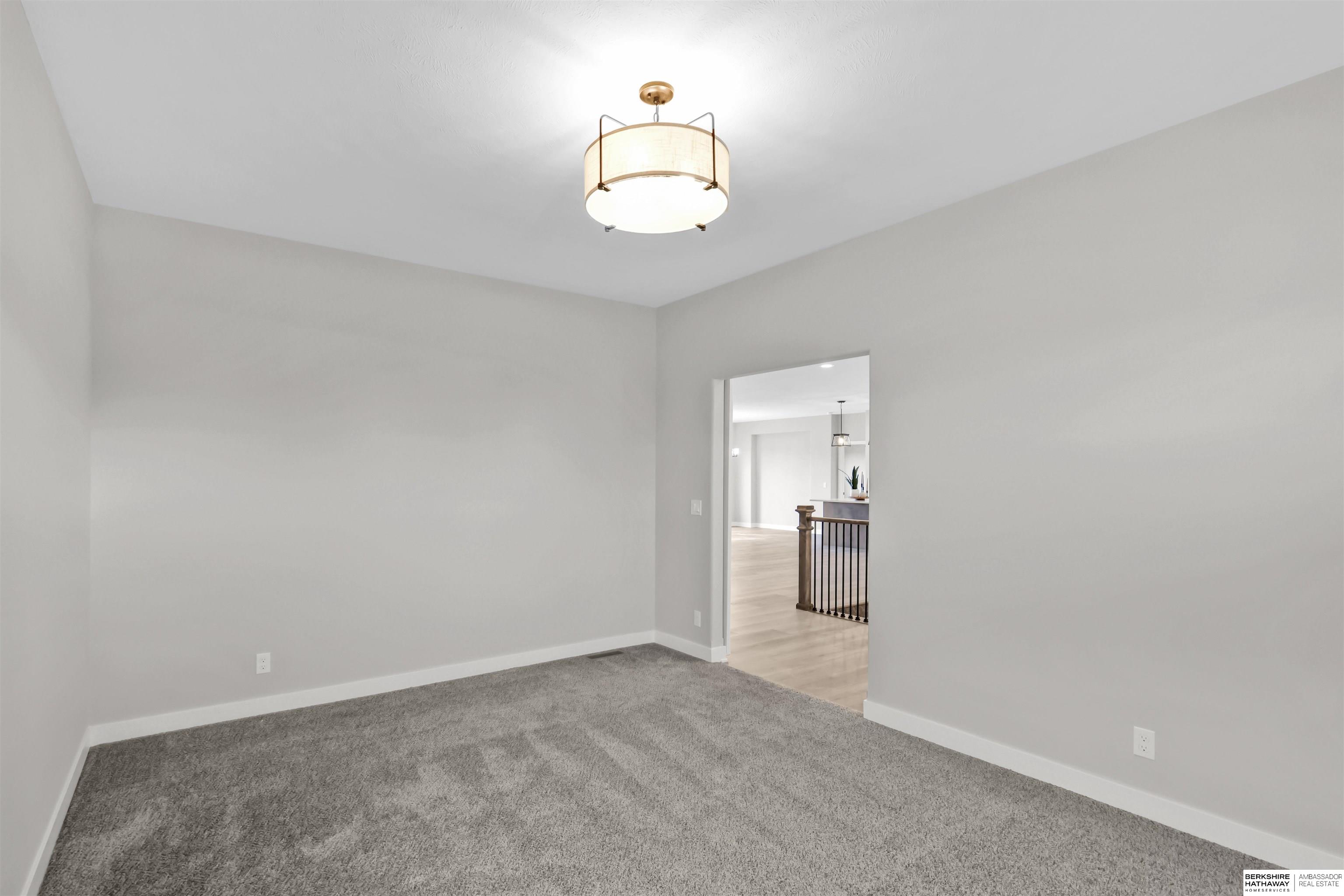 5909 N 209th Street, Elkhorn, Nebraska image 4
