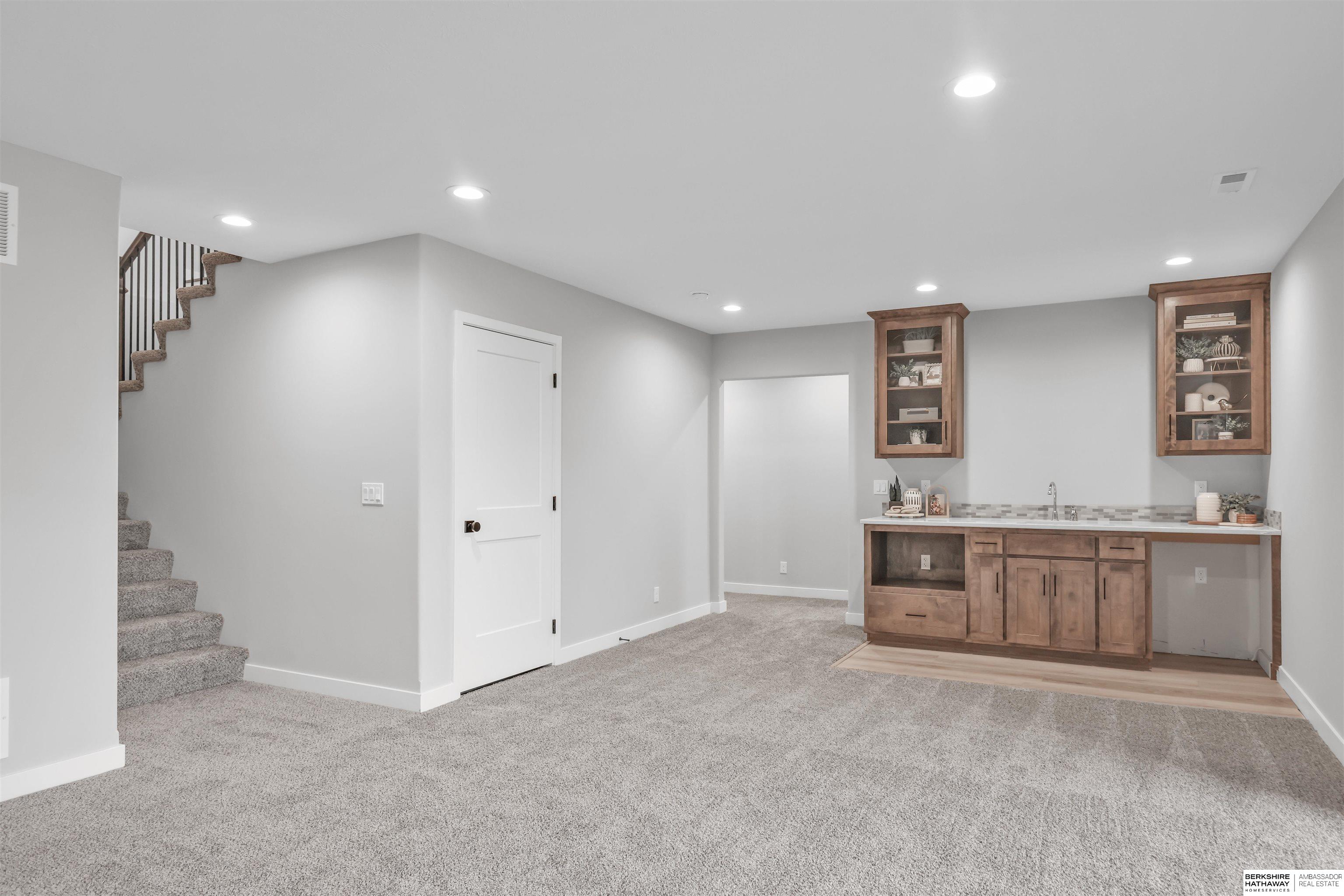 5909 N 209th Street, Elkhorn, Nebraska image 36