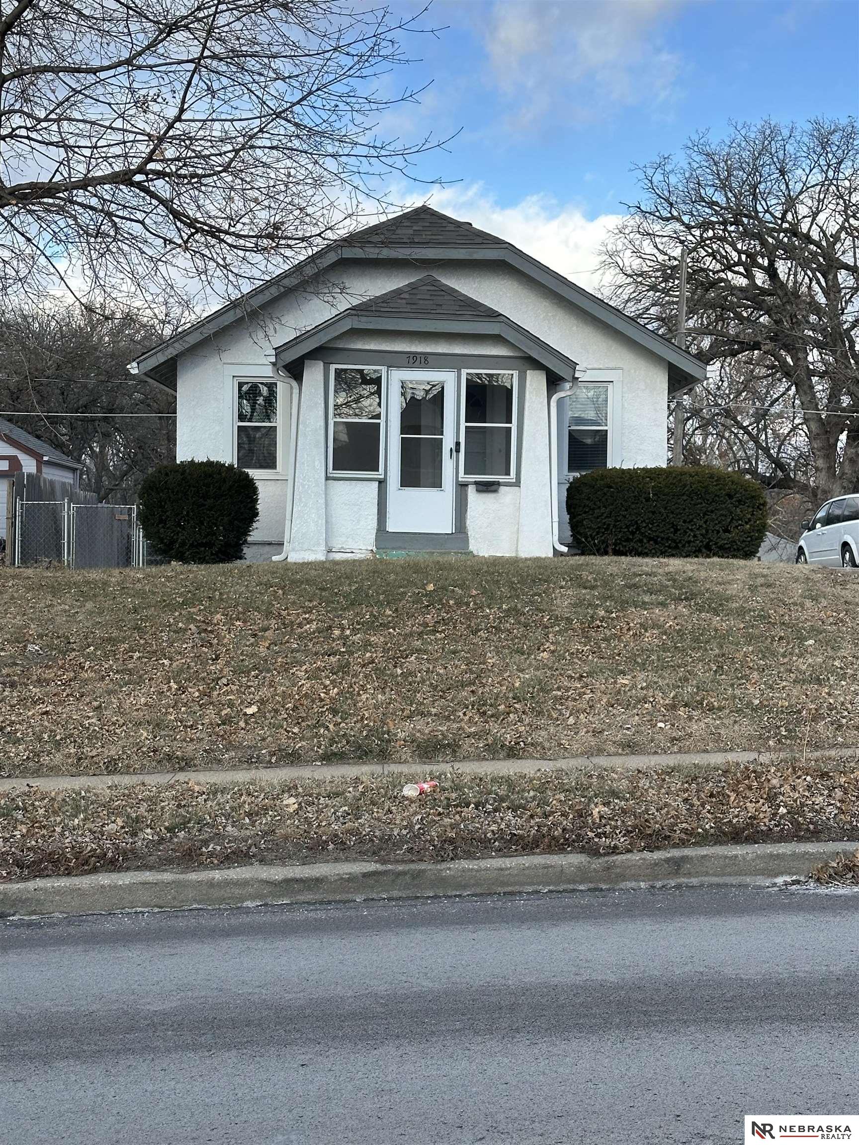 7918 Oakwood Street, Ralston, Nebraska image 1