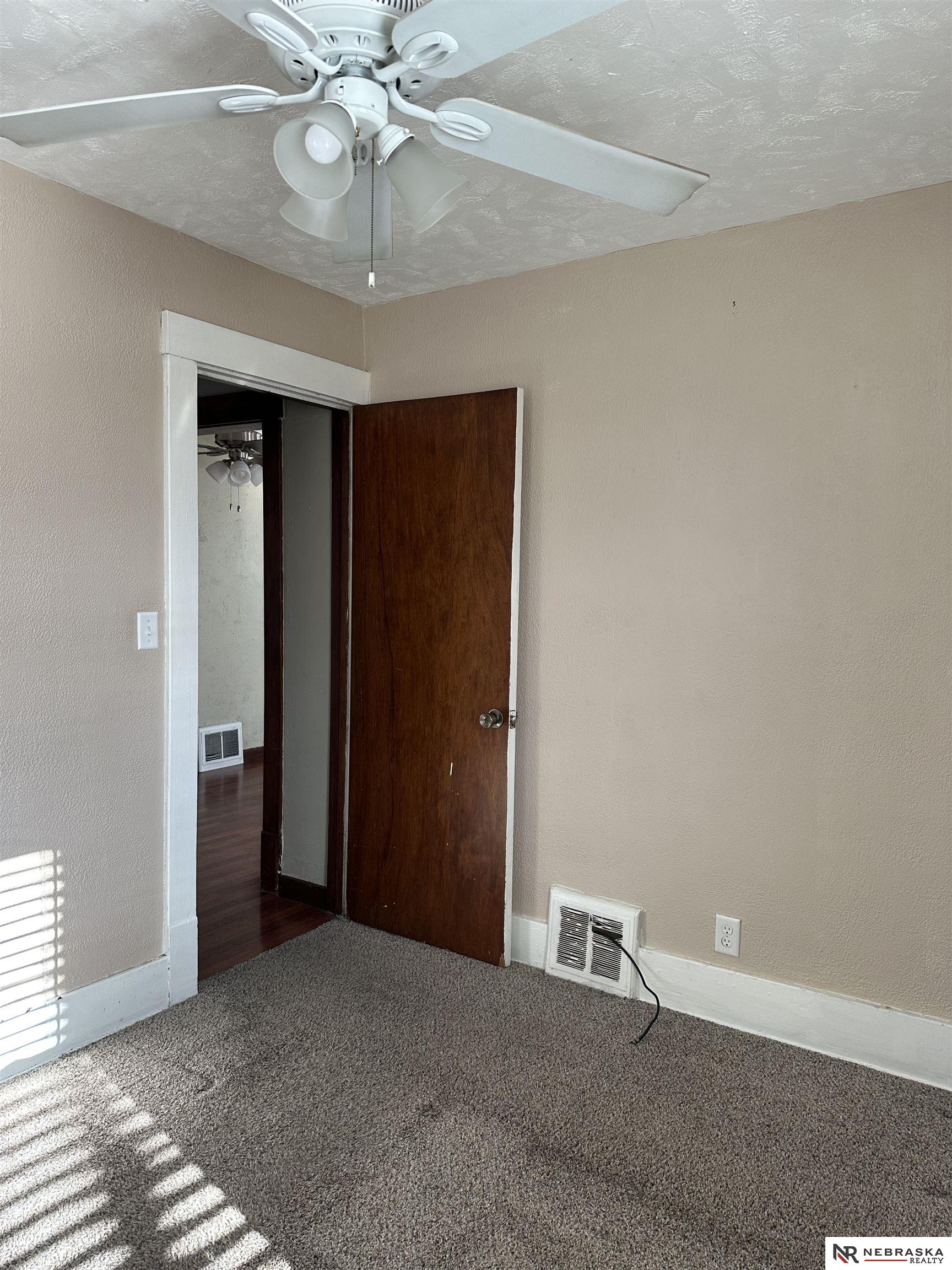 7918 Oakwood Street, Ralston, Nebraska image 9