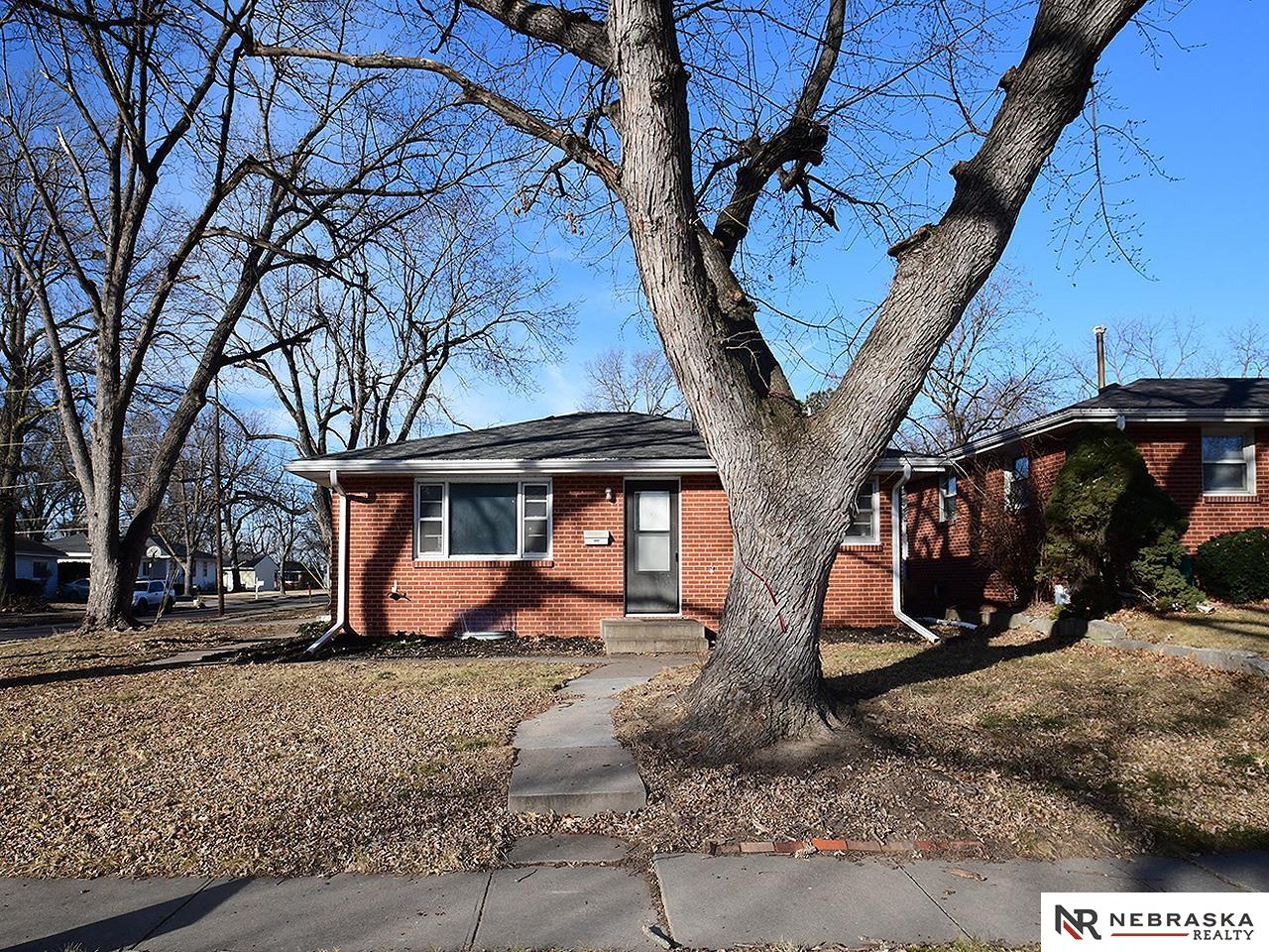 2155 S 59th Street, Lincoln