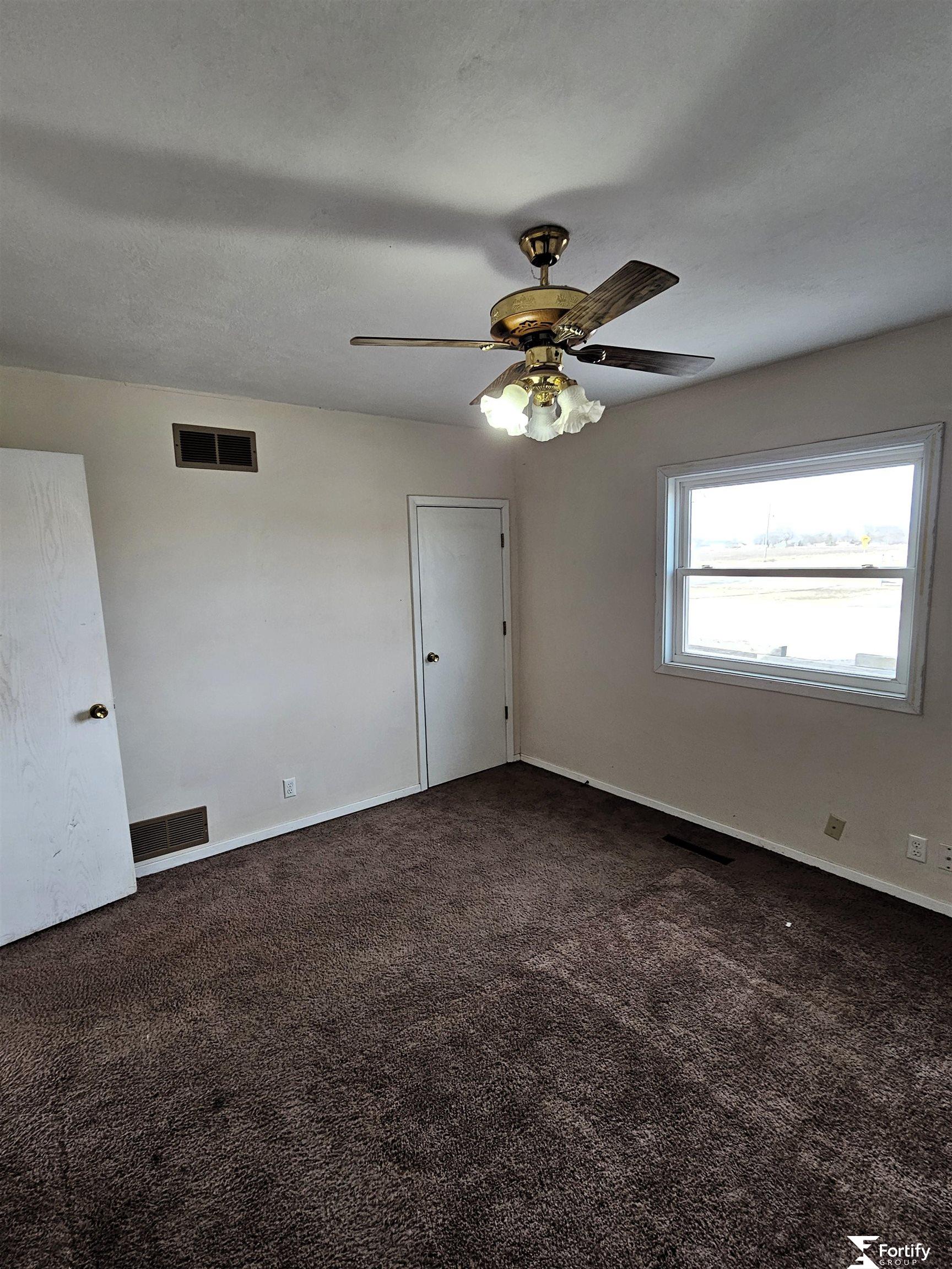439 S 4th Street, Geneva, Nebraska image 29