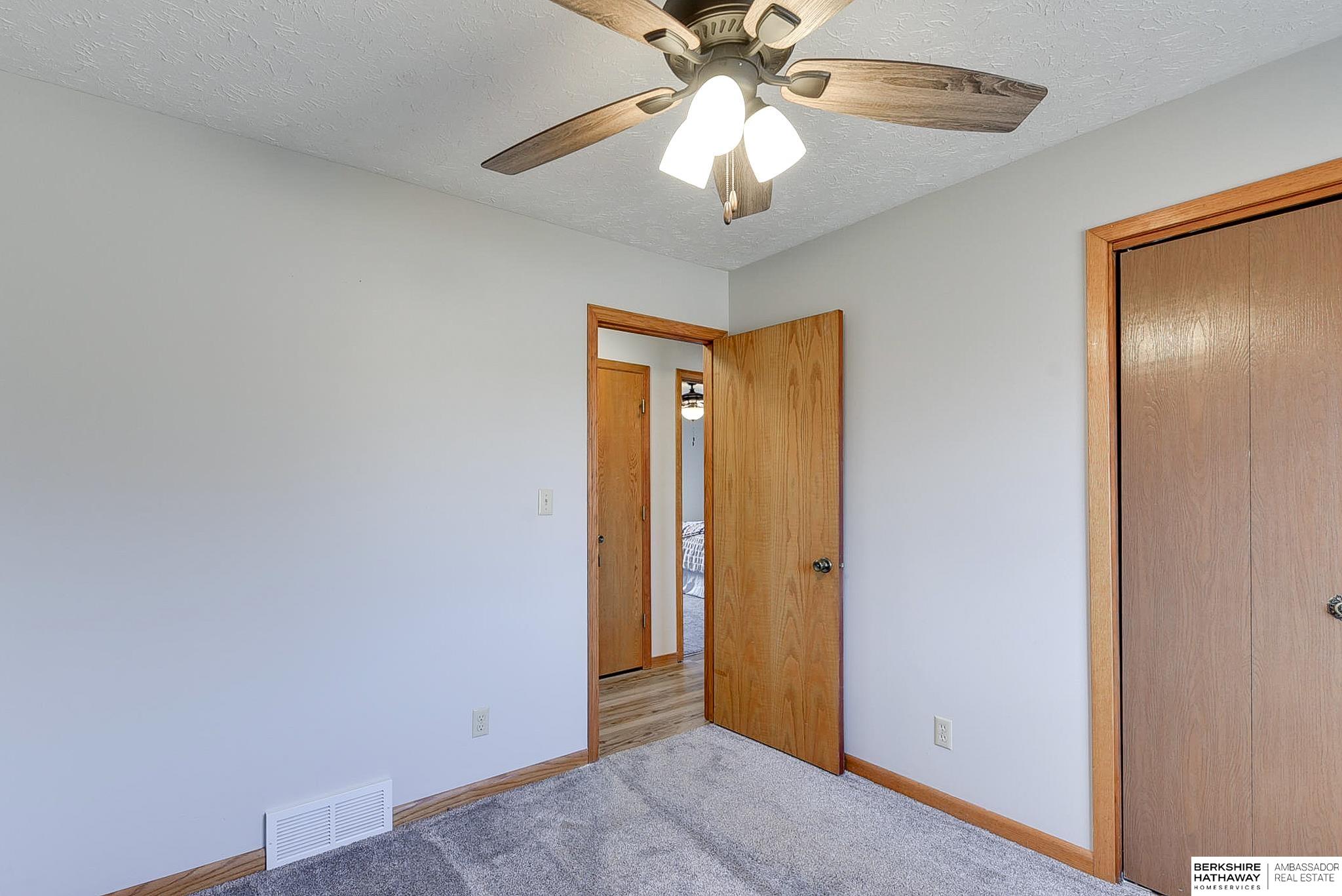 2701 N Wyoming Avenue, Fremont, Nebraska image 24