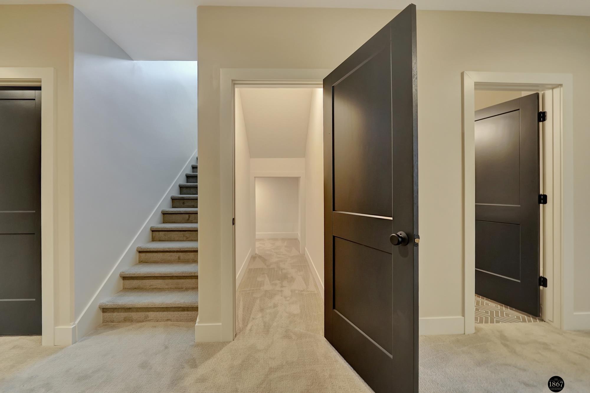 3923 S 213th