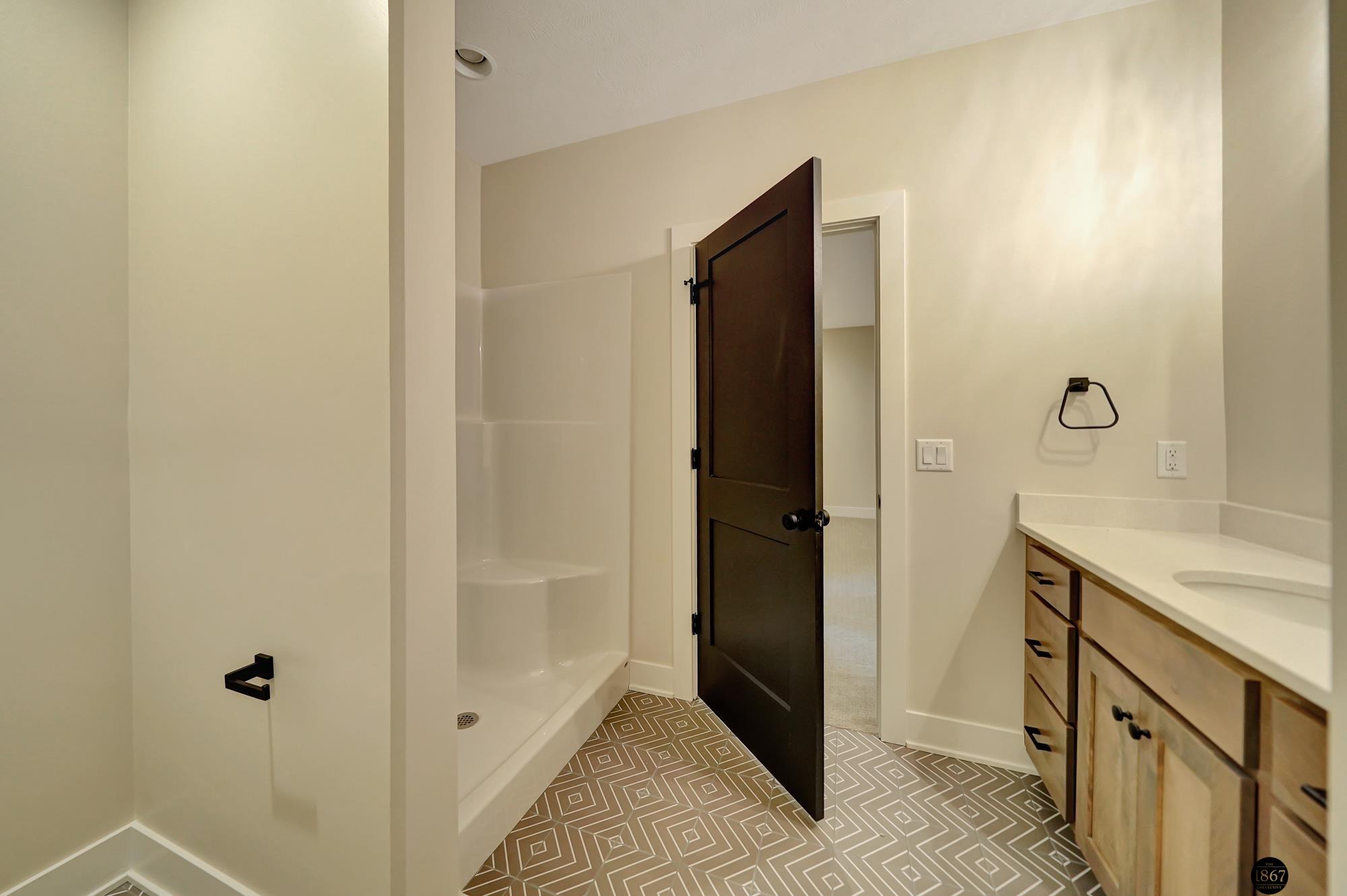 3923 S 213th