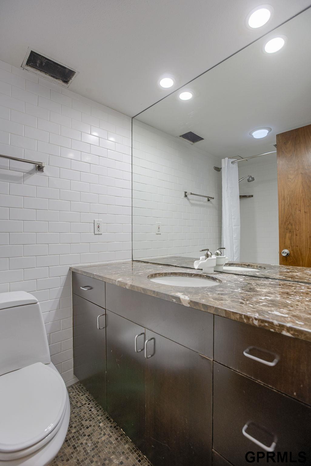 3702 Jackson Street #301, Omaha, Nebraska image 16