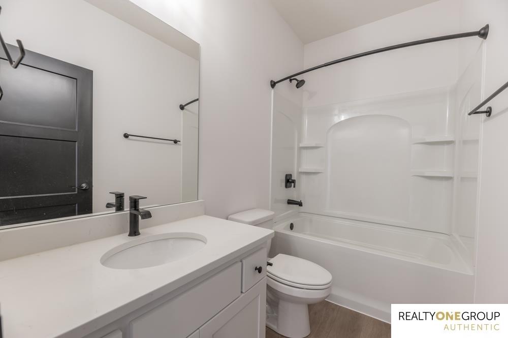906 Southridge Drive, Louisville, Nebraska image 11