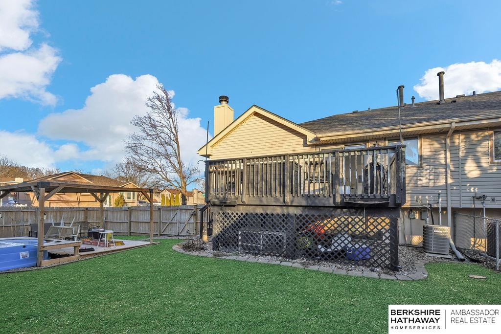 4902 Copper Creek Road, Omaha, Nebraska image 3