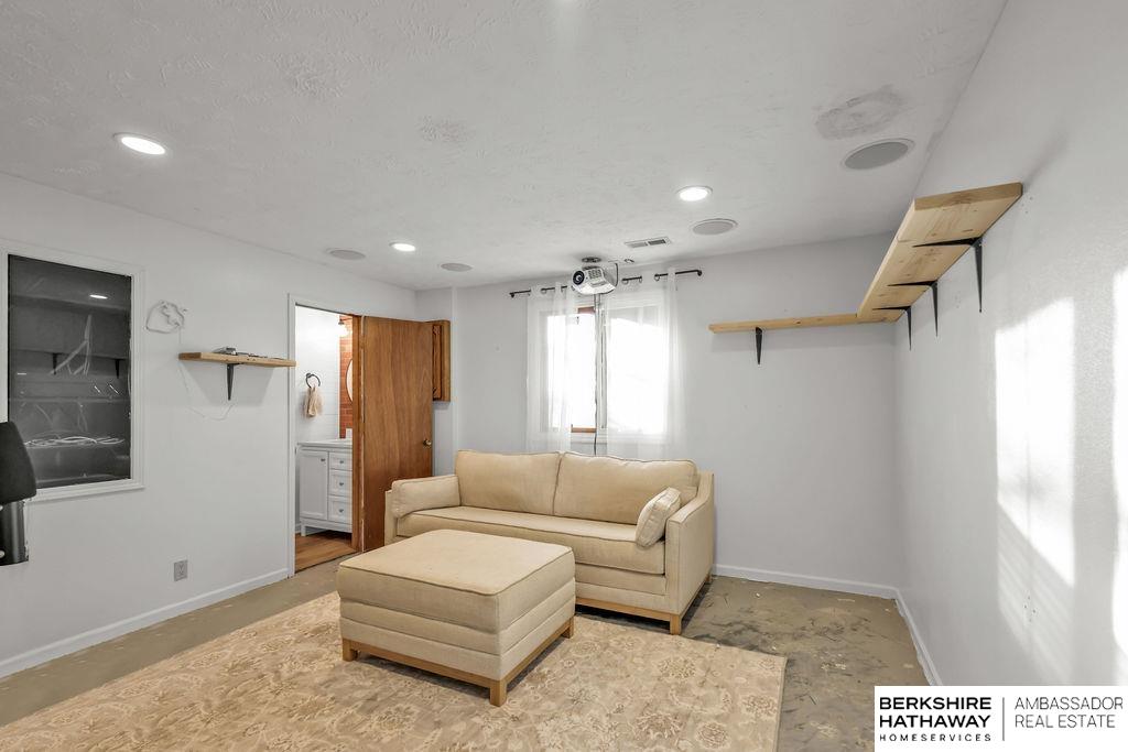 4902 Copper Creek Road, Omaha, Nebraska image 35