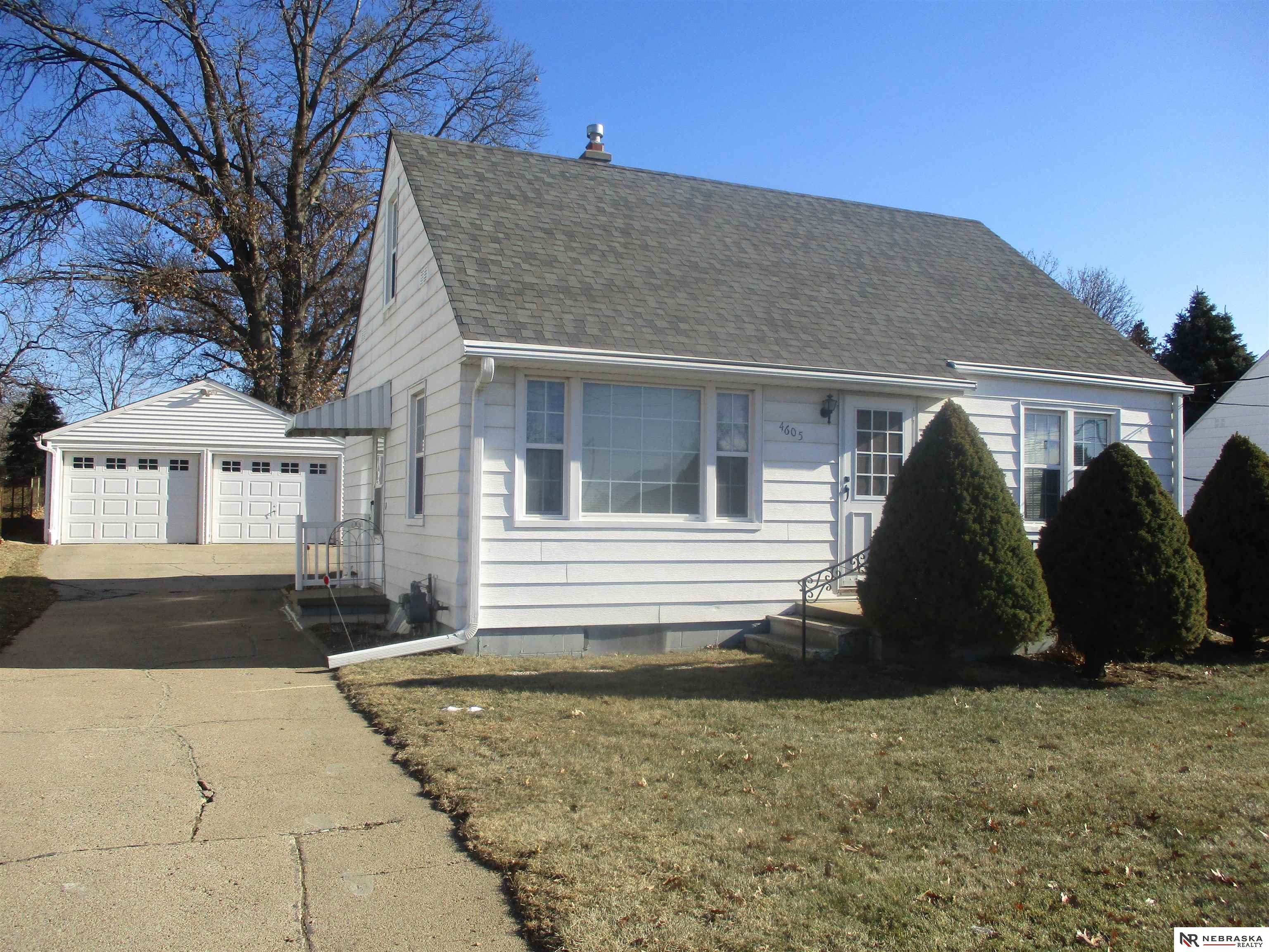4605 S 45 Street, Omaha
