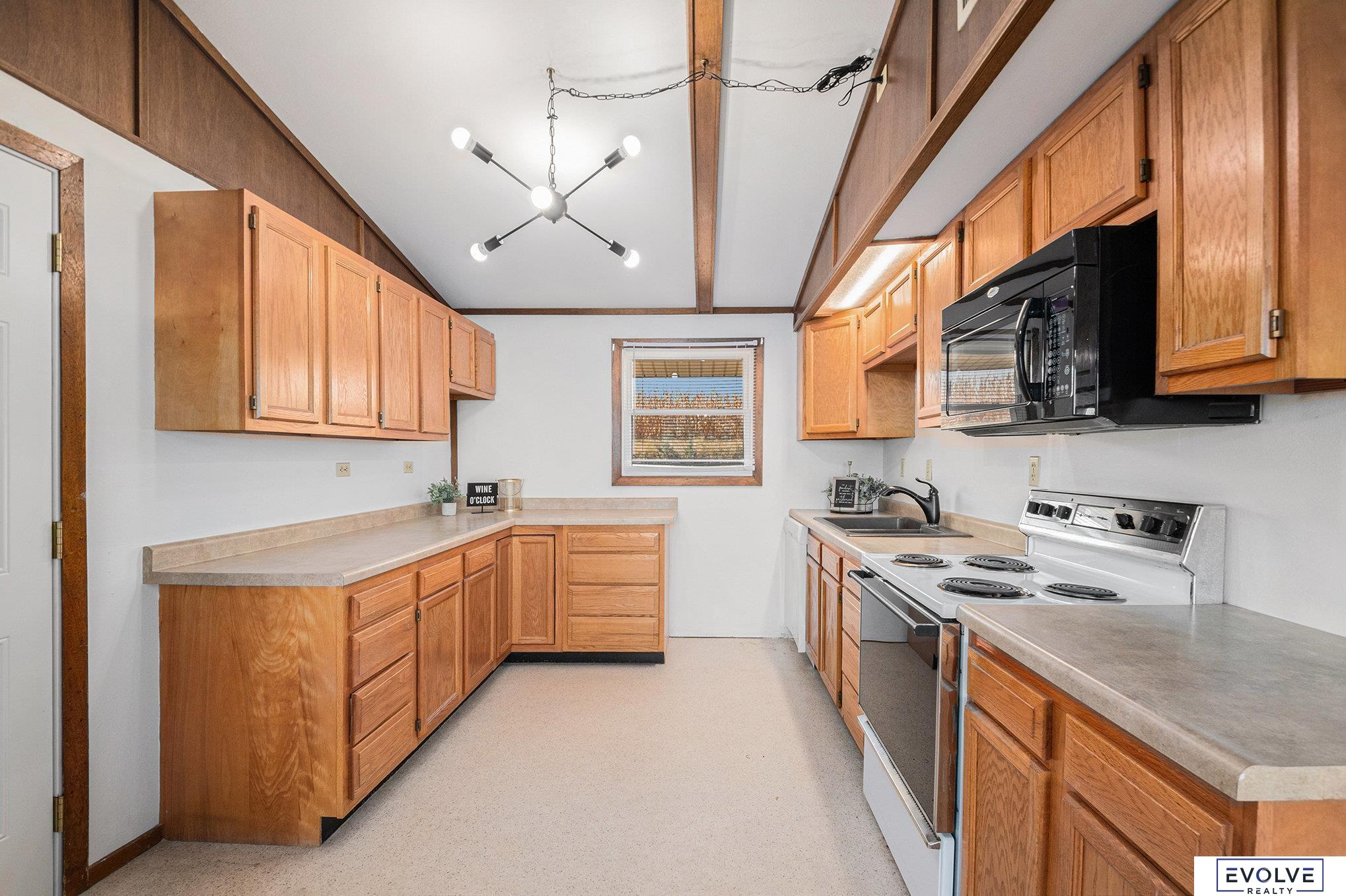 1824 E 8th Street, Hickman, Nebraska image 10