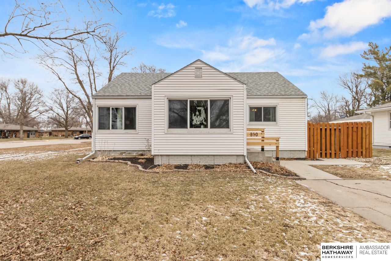 310 J Street, David City, Nebraska image 1