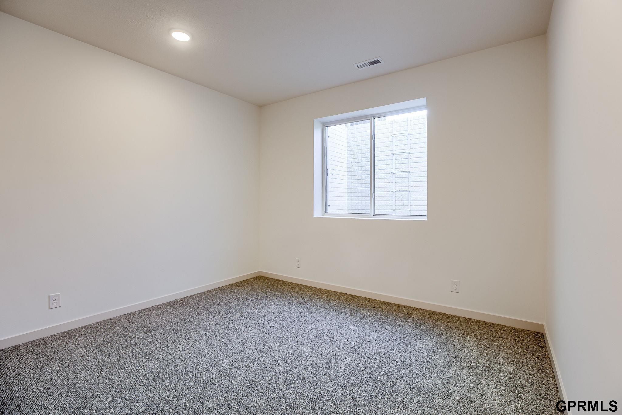 20120 U Street, Omaha, Nebraska image 22