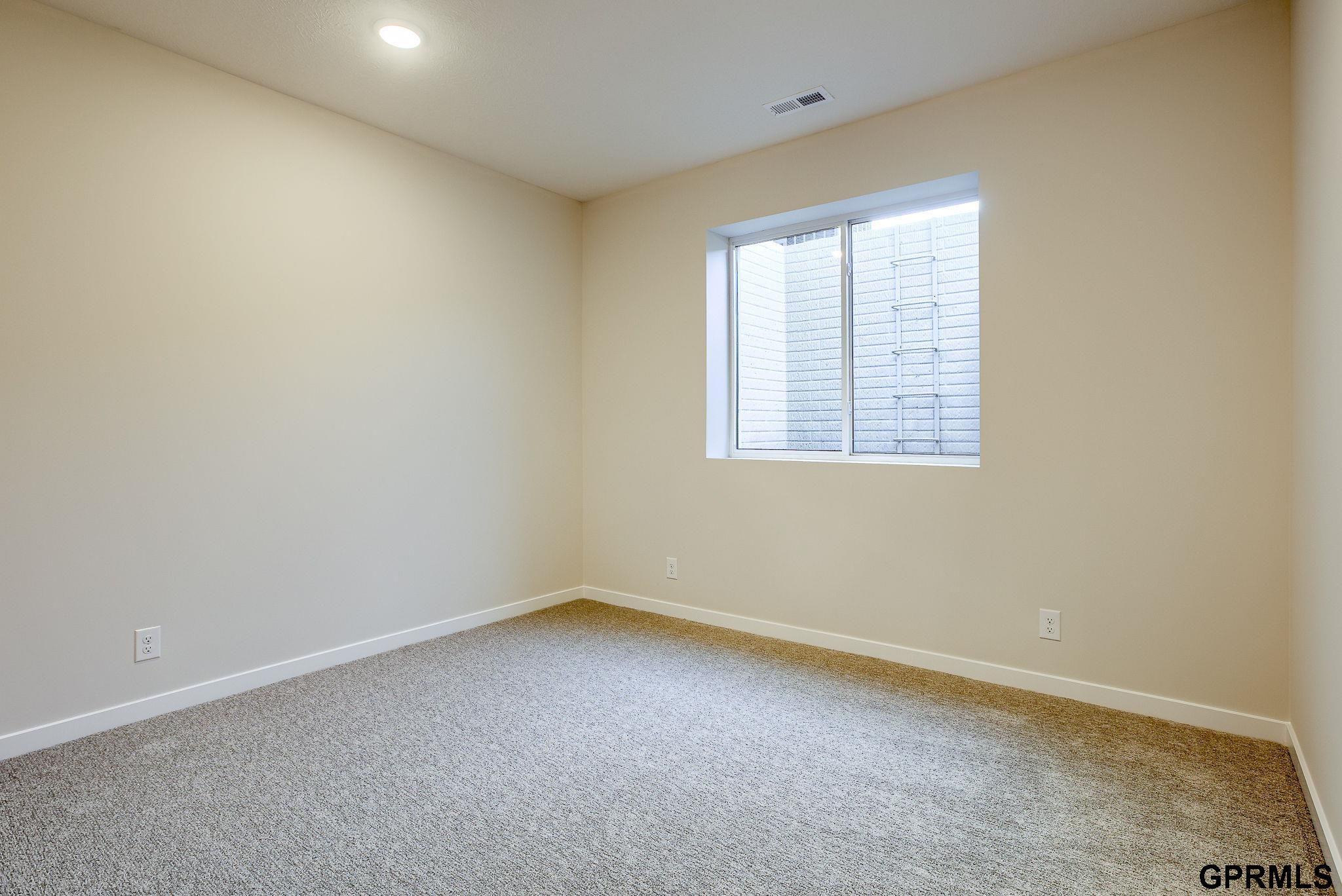 20150 S Street, Omaha, Nebraska image 13