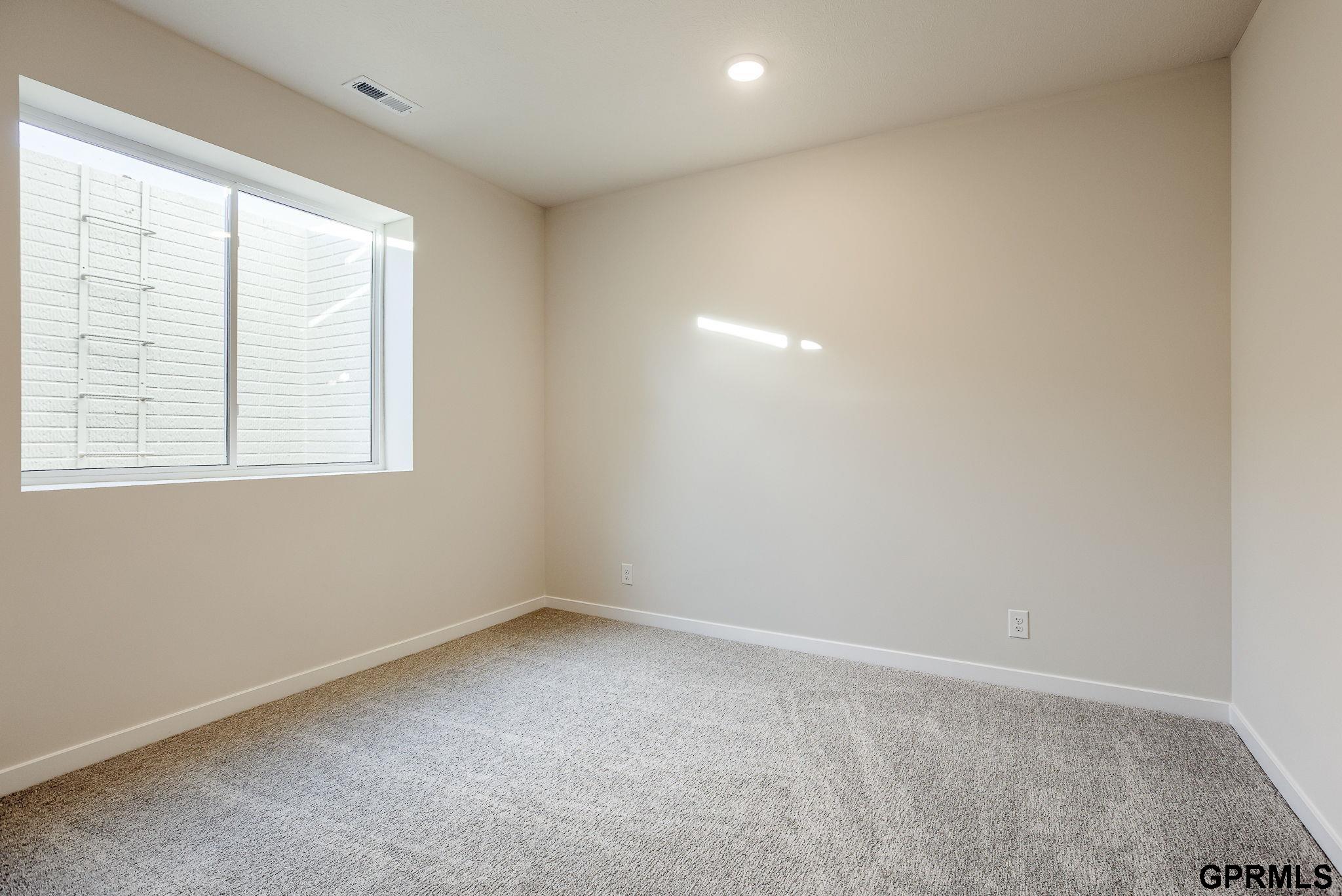 20150 S Street, Omaha, Nebraska image 15