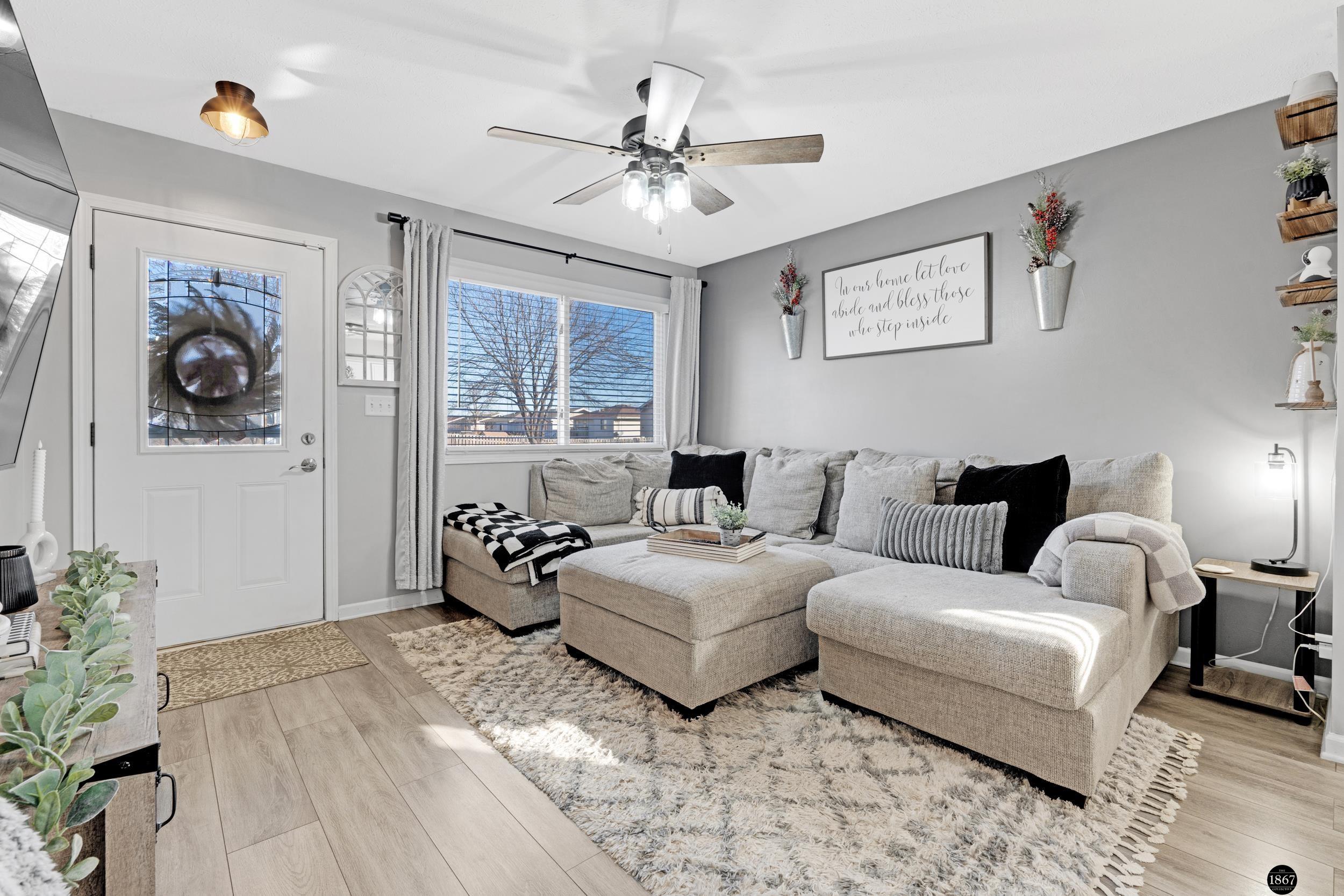 5335 W Partridge