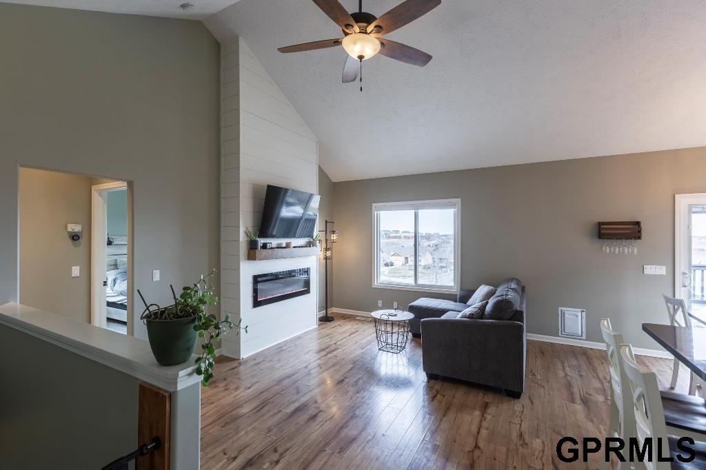 17586 Taylor Street, Omaha, Nebraska image 3