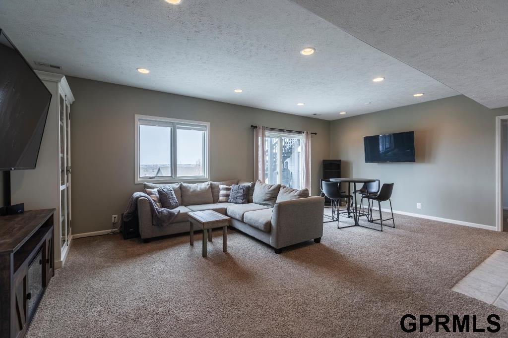 17586 Taylor Street, Omaha, Nebraska image 22