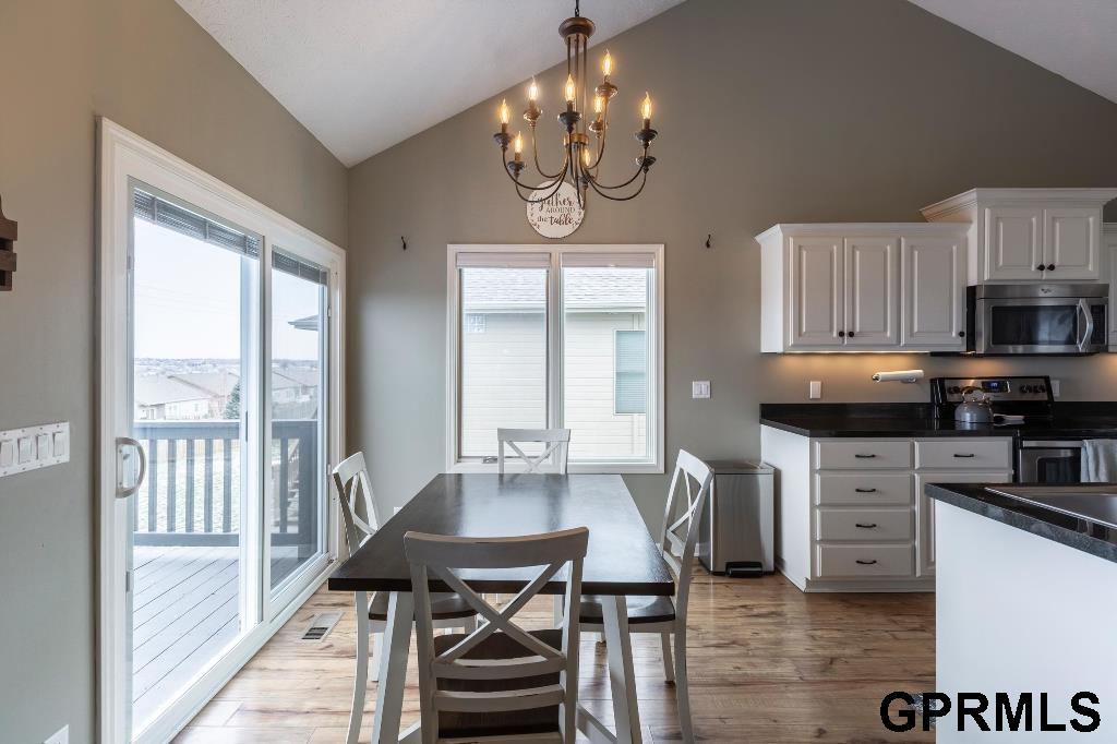 17586 Taylor Street, Omaha, Nebraska image 9
