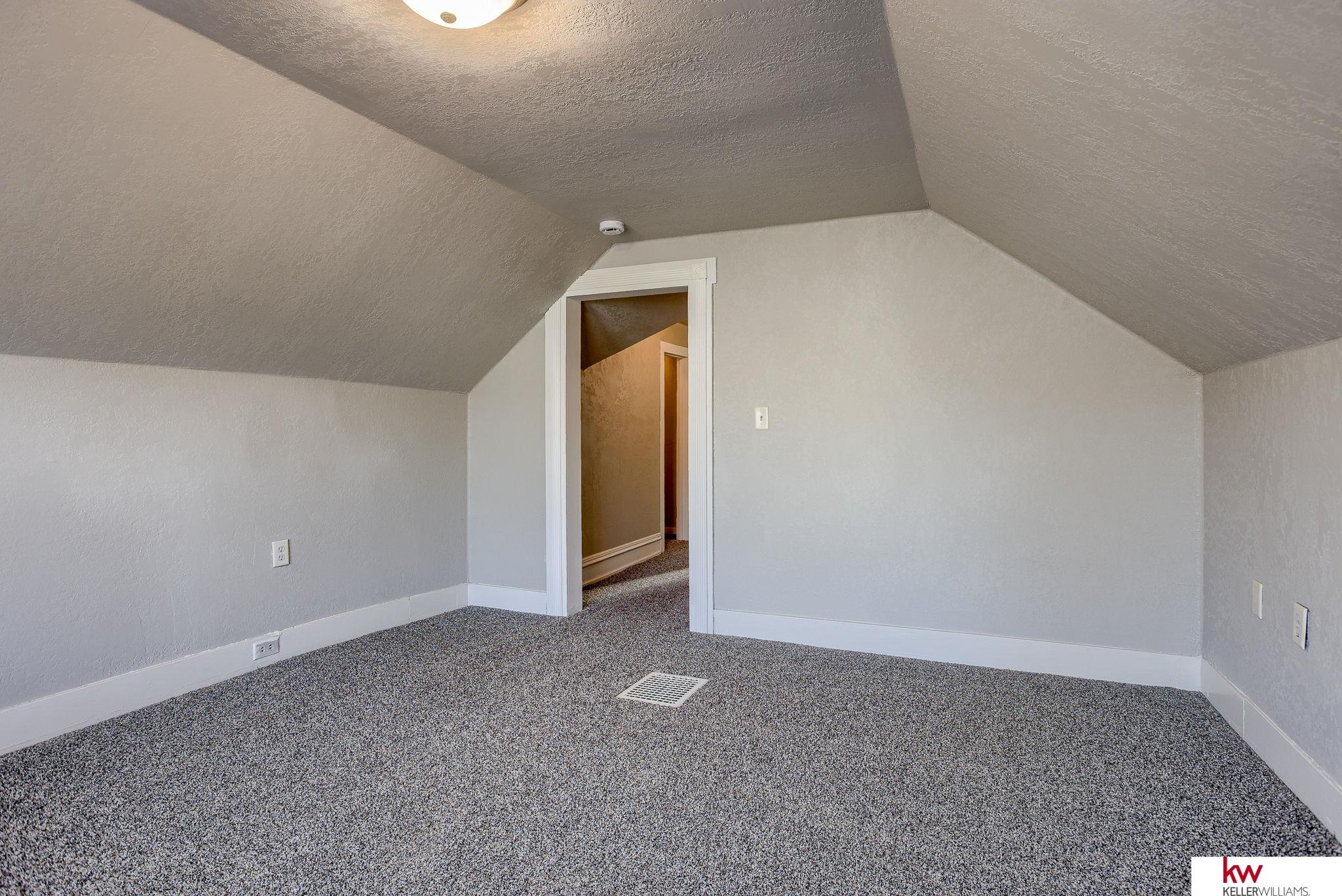 915 W Military Avenue, Fremont, Nebraska image 16