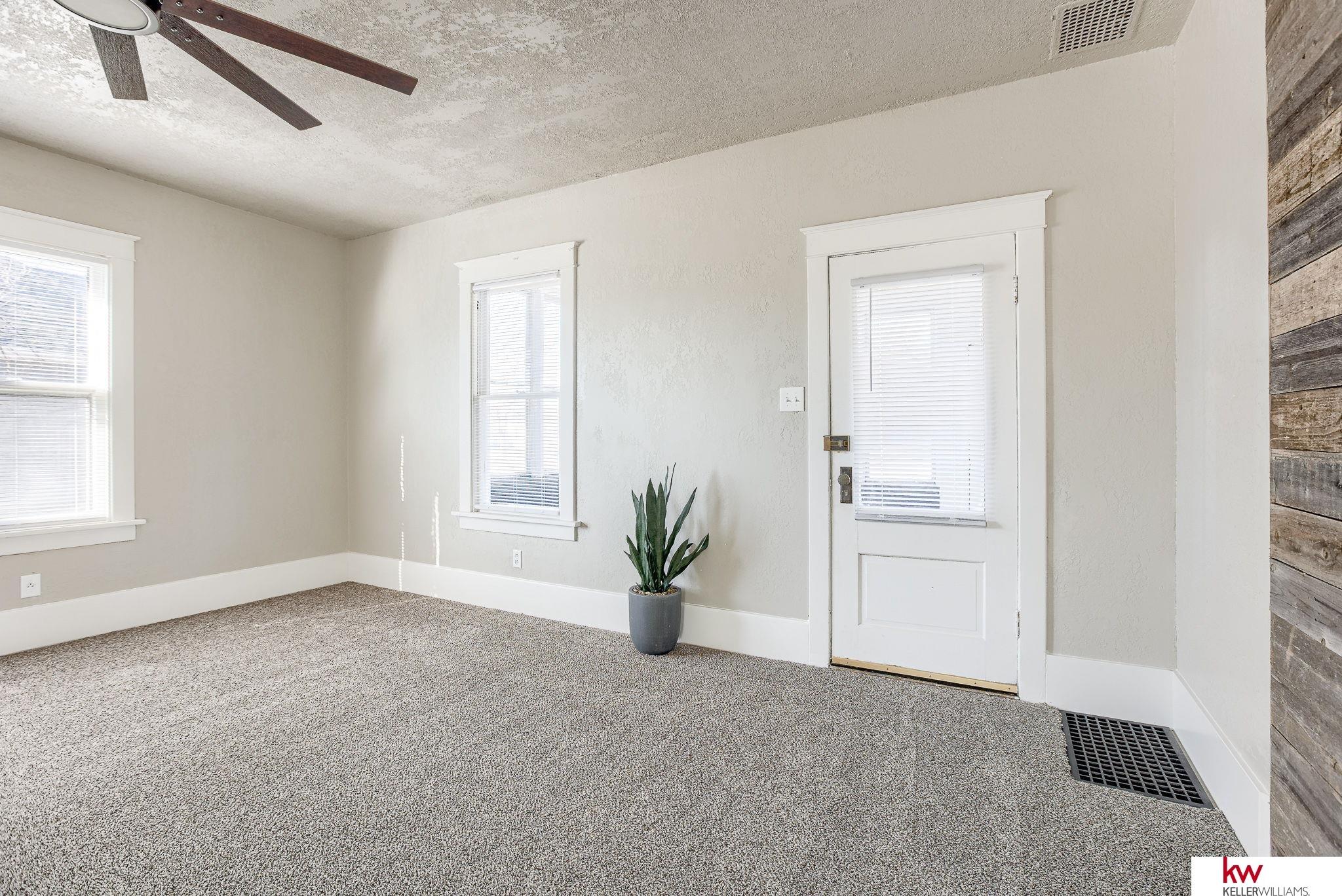915 W Military Avenue, Fremont, Nebraska image 4