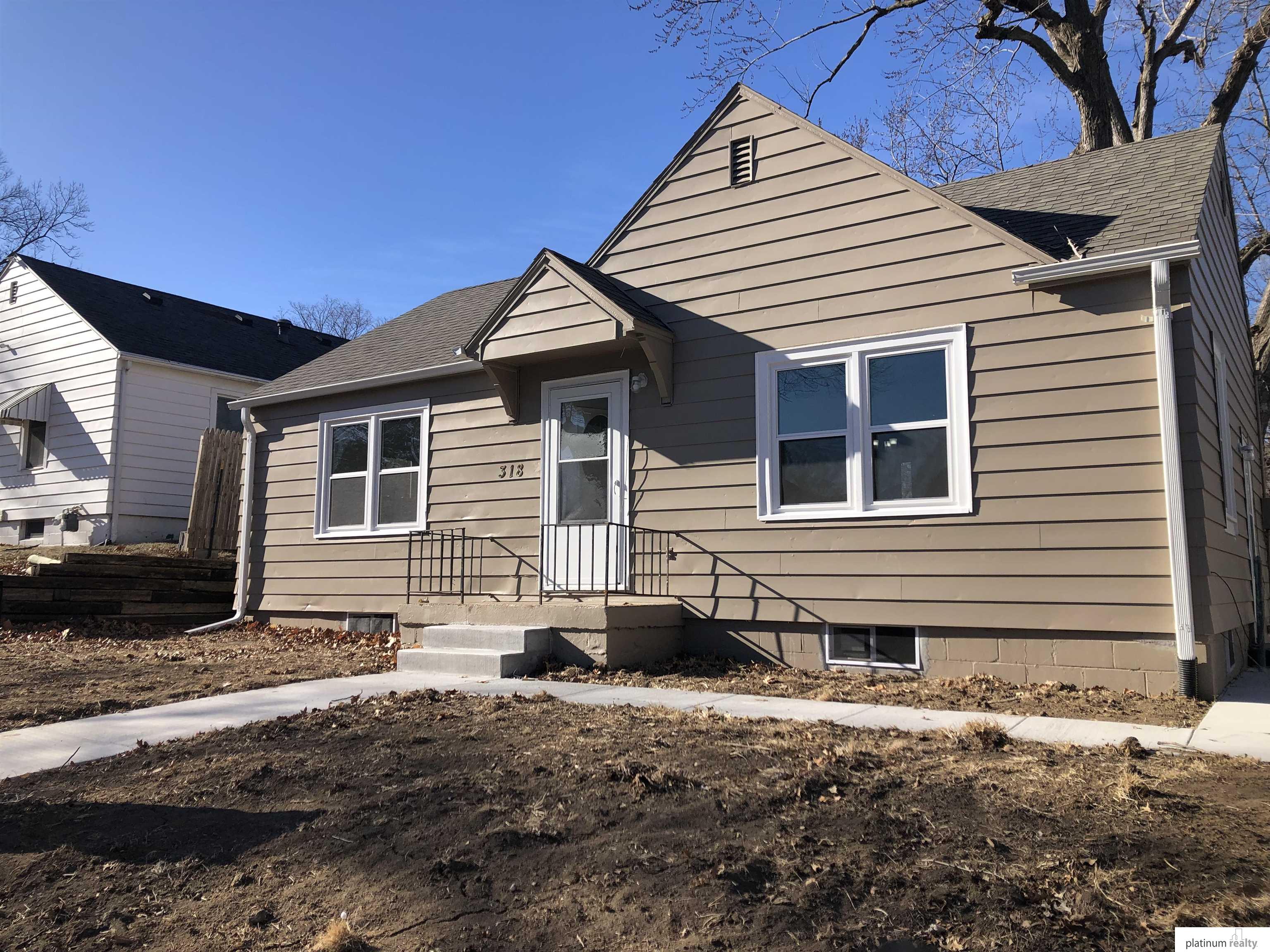 318 Hillcrest Drive, Plattsmouth, Nebraska image 1