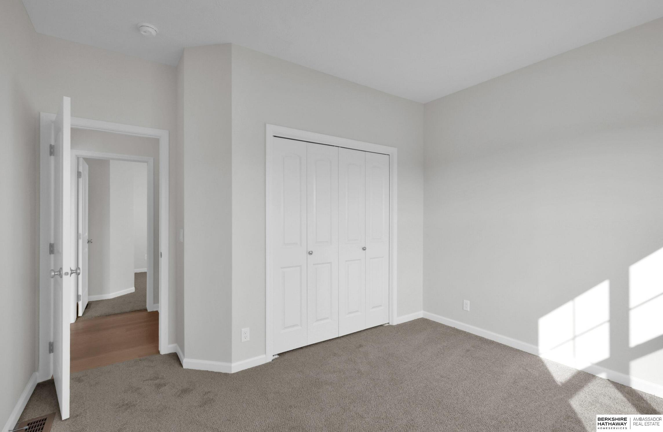 16864 Virginia Street, Omaha, Nebraska image 8