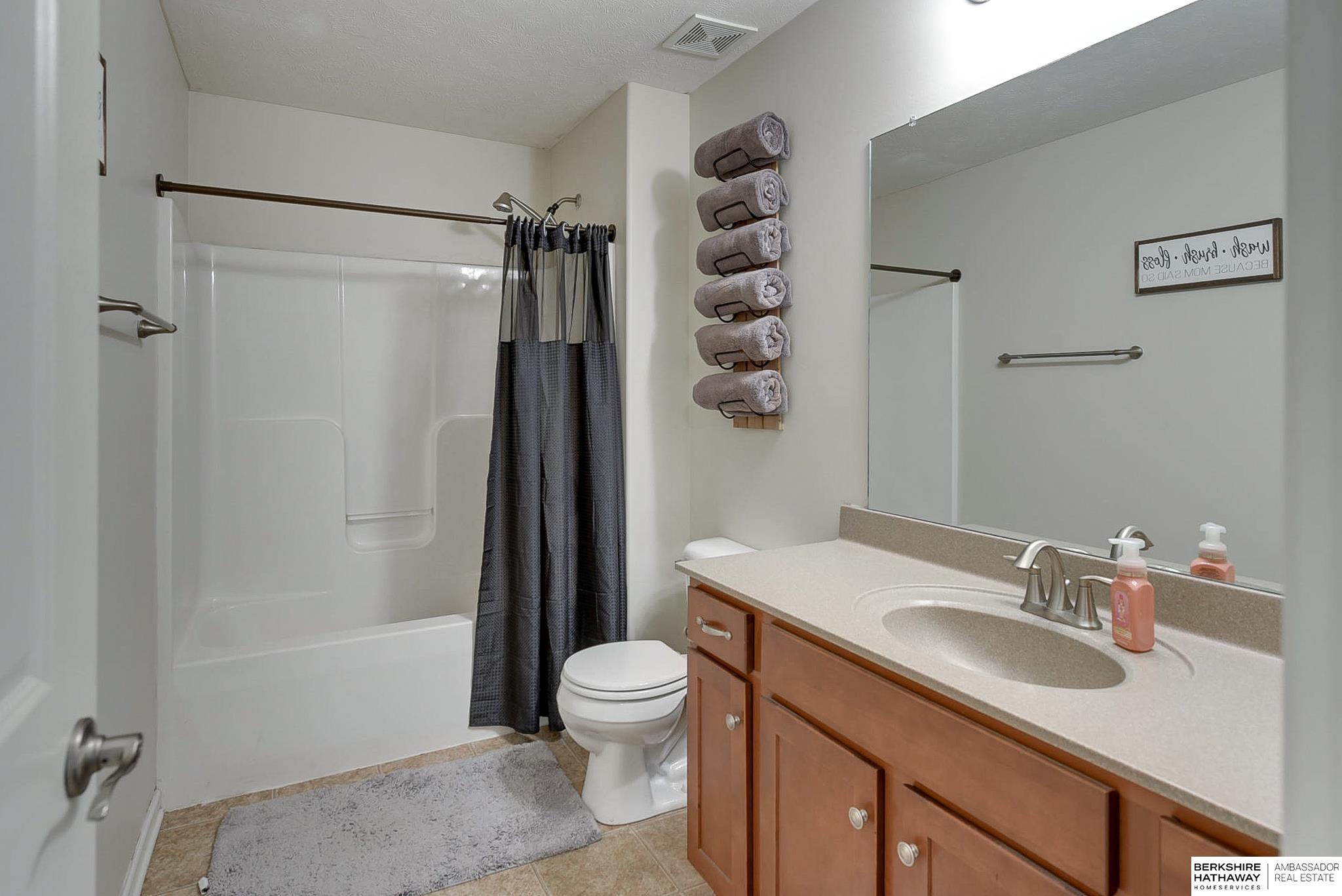18337 Polk Street, Omaha, Nebraska image 26