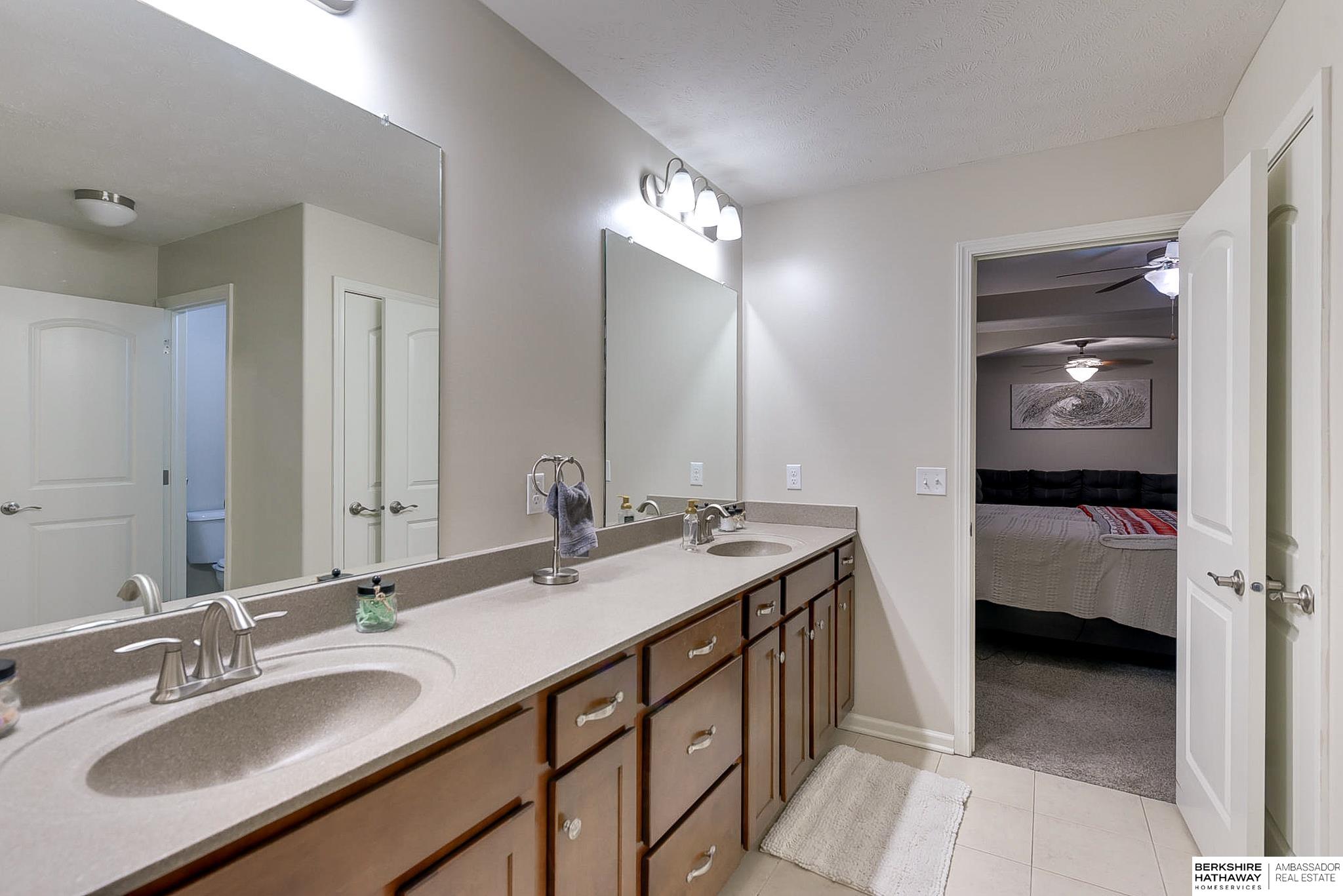 18337 Polk Street, Omaha, Nebraska image 34