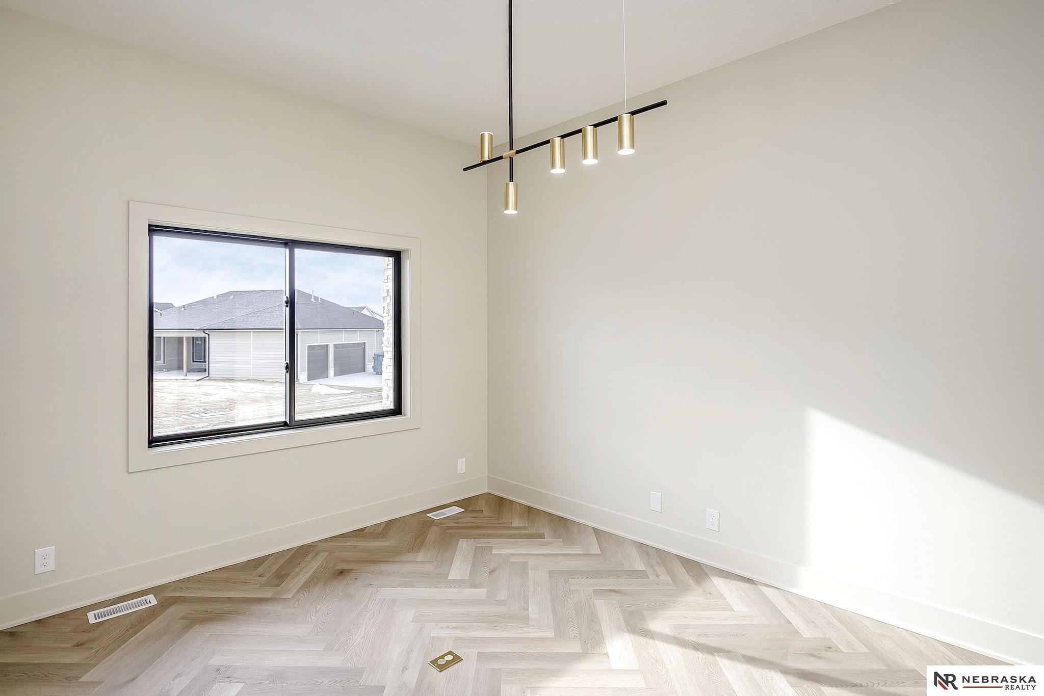 5901 N 157th Avenue, Omaha, Nebraska image 2