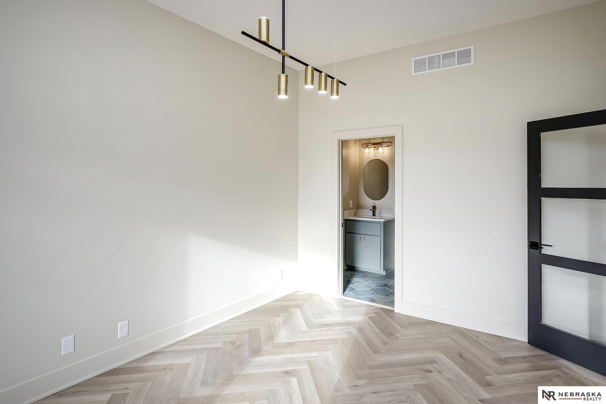 5901 N 157th Avenue, Omaha, Nebraska image 4