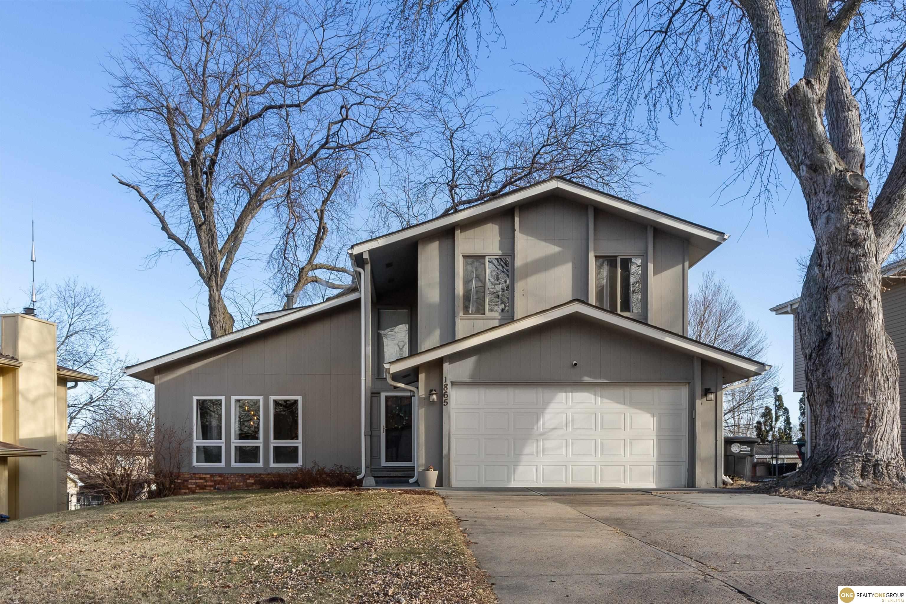 1865 S 164 Avenue, Omaha