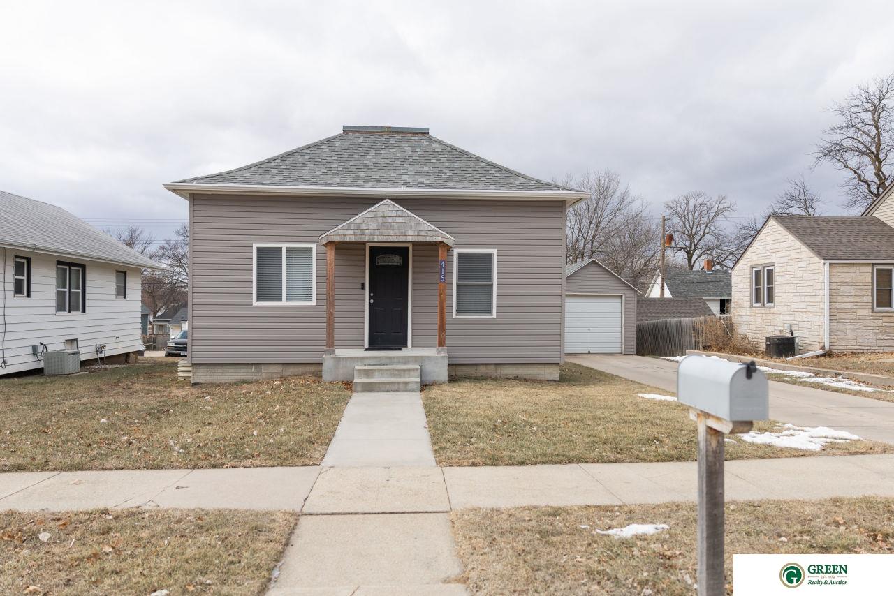 415 N East Avenue, York, Nebraska image 1