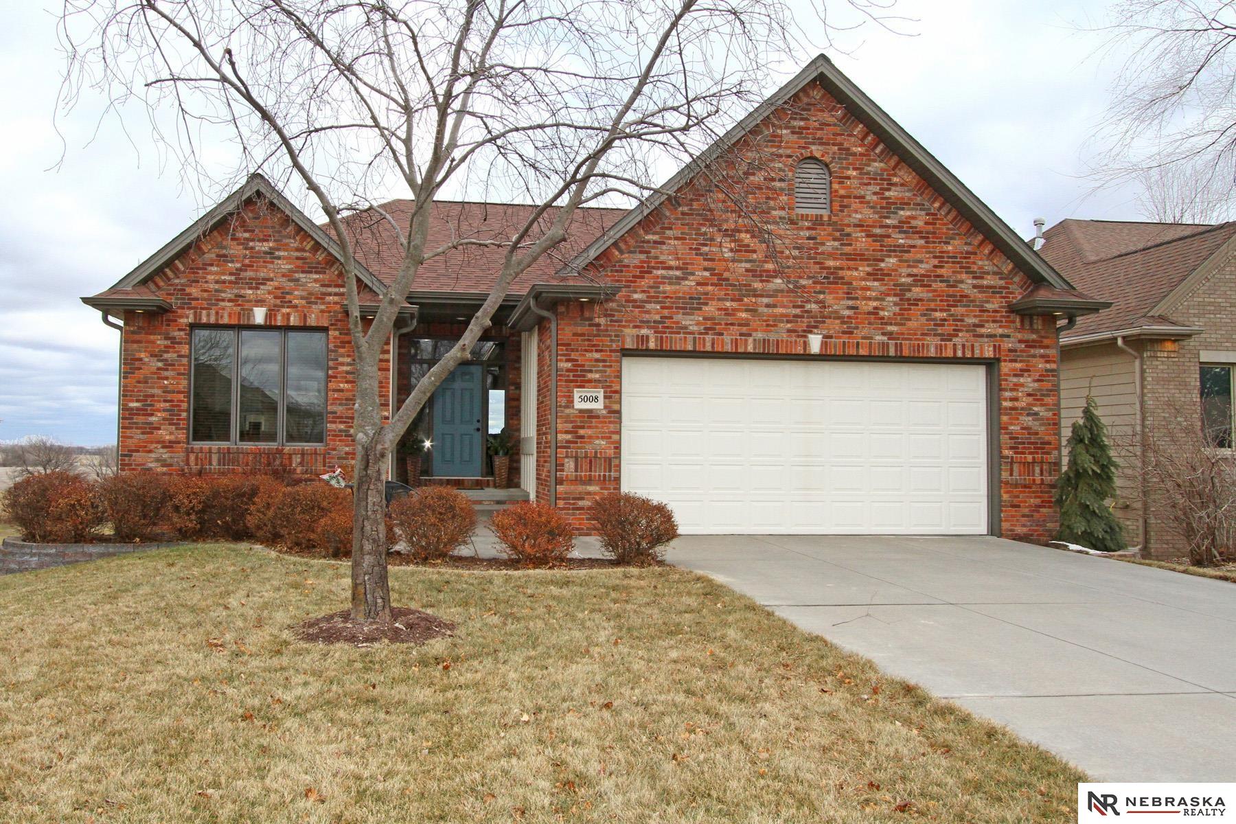 5008 Woodland Hills Drive, Eagle, Nebraska image 1