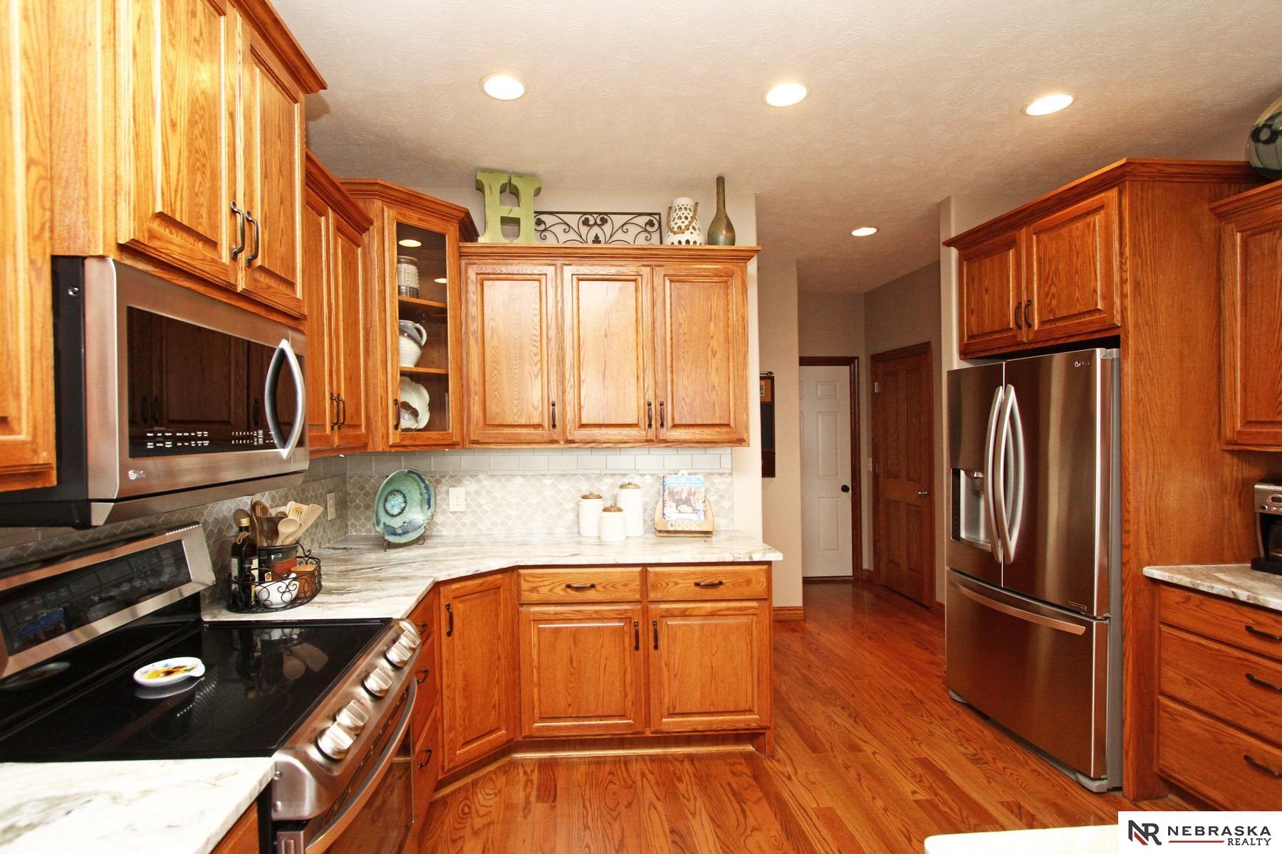 5008 Woodland Hills Drive, Eagle, Nebraska image 9