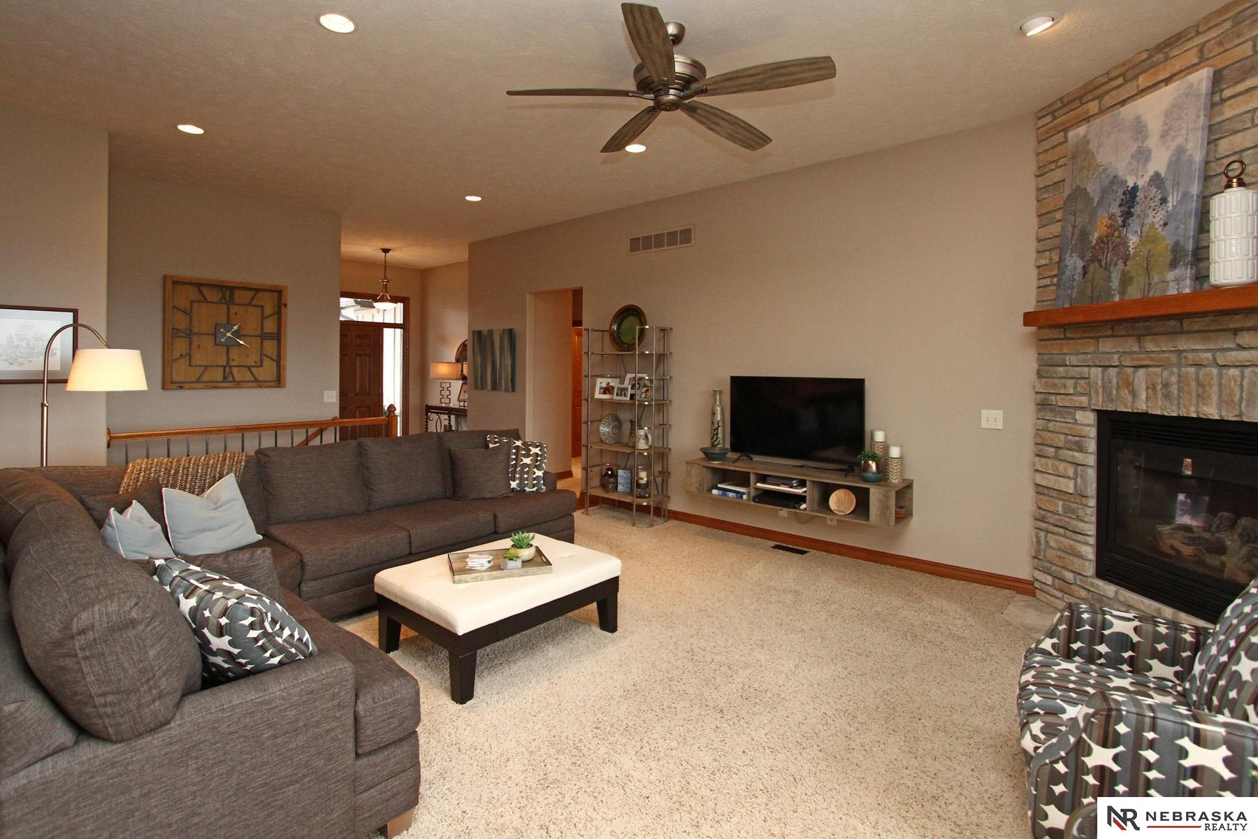 5008 Woodland Hills Drive, Eagle, Nebraska image 5