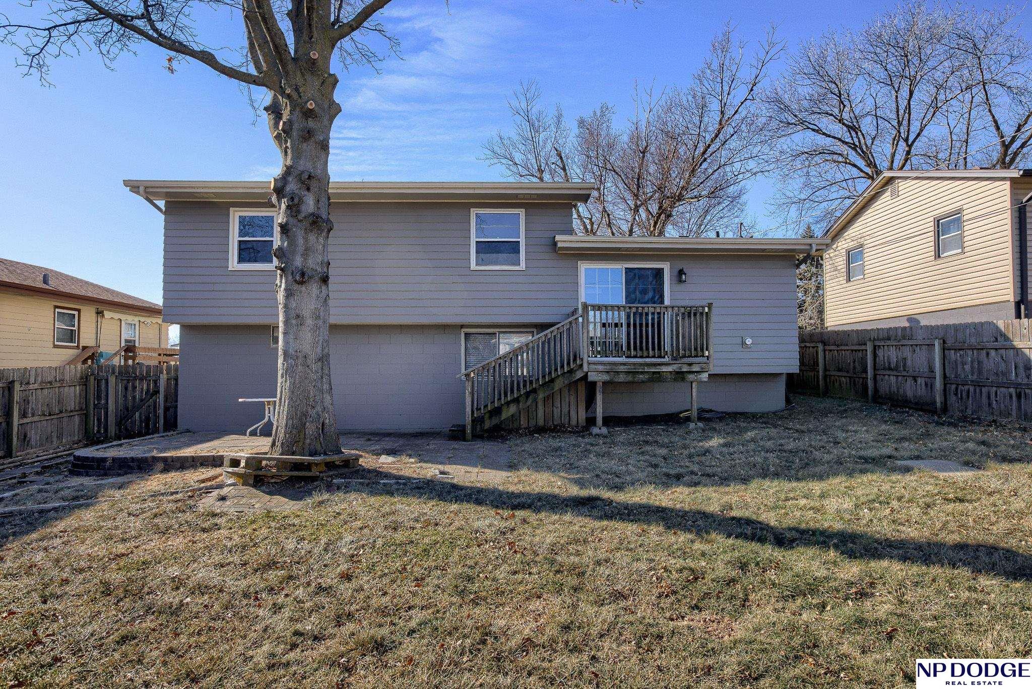 8820 Pine Drive, La Vista, Nebraska image 33