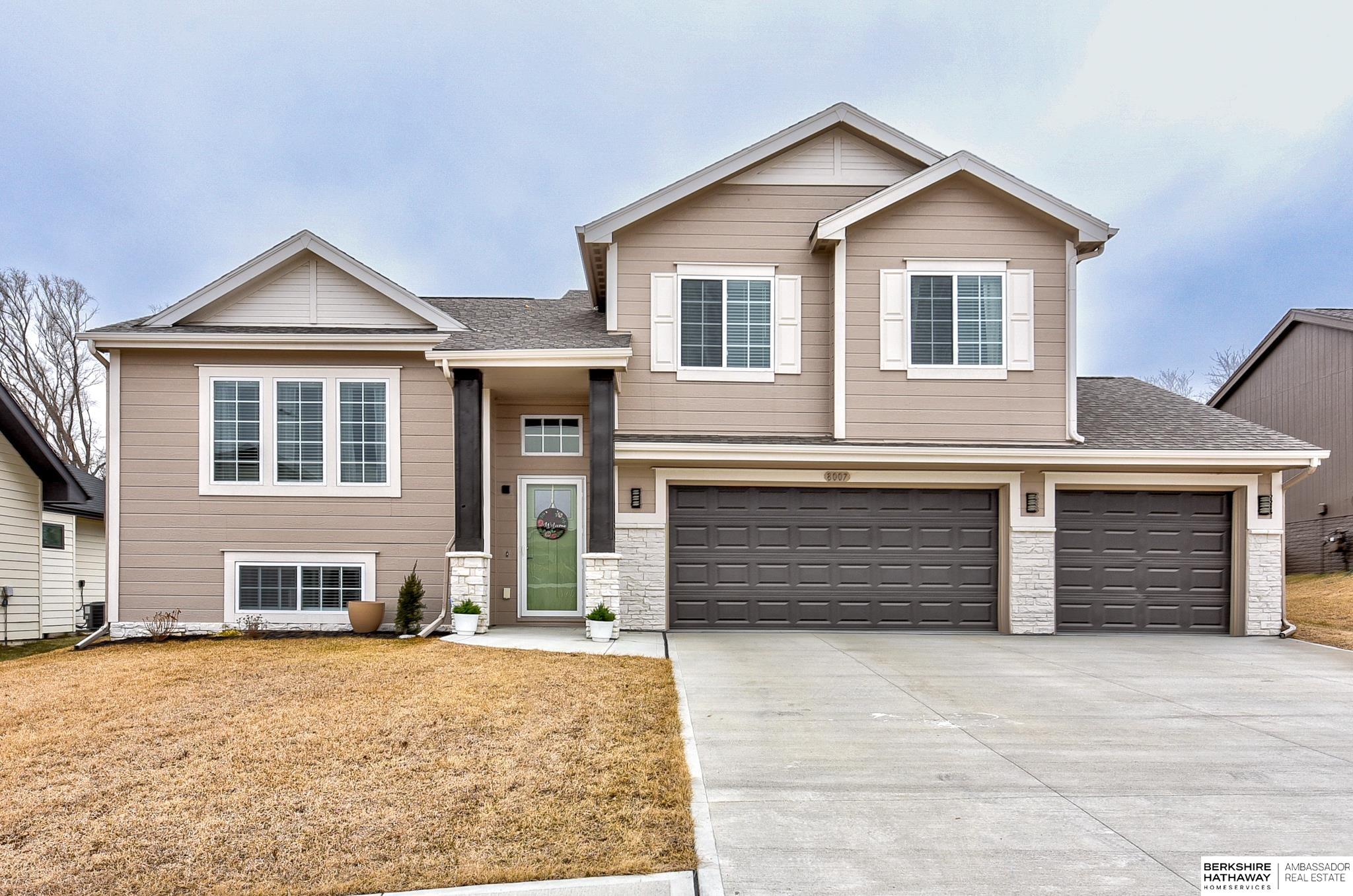 8007 S 198th Street, Gretna, Nebraska image 2