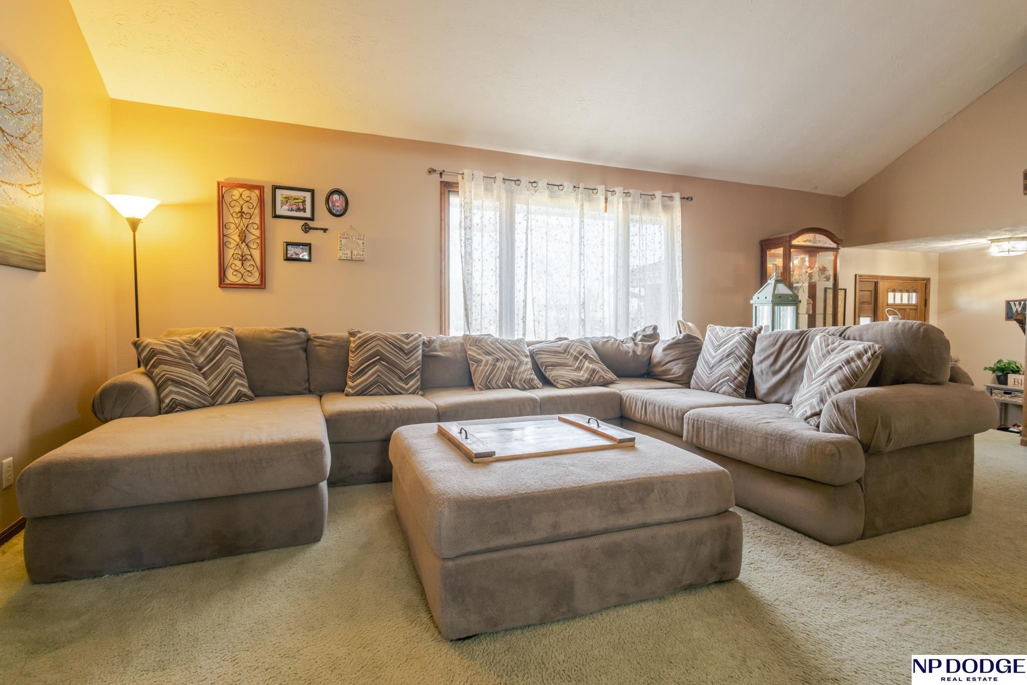 2705 Nottingham Drive, Bellevue, Nebraska image 17