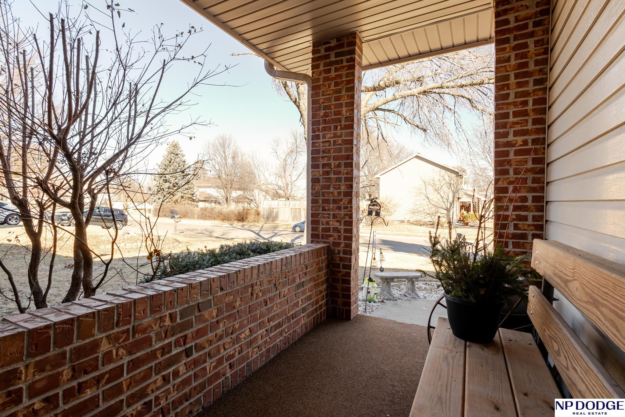 2705 Nottingham Drive, Bellevue, Nebraska image 5