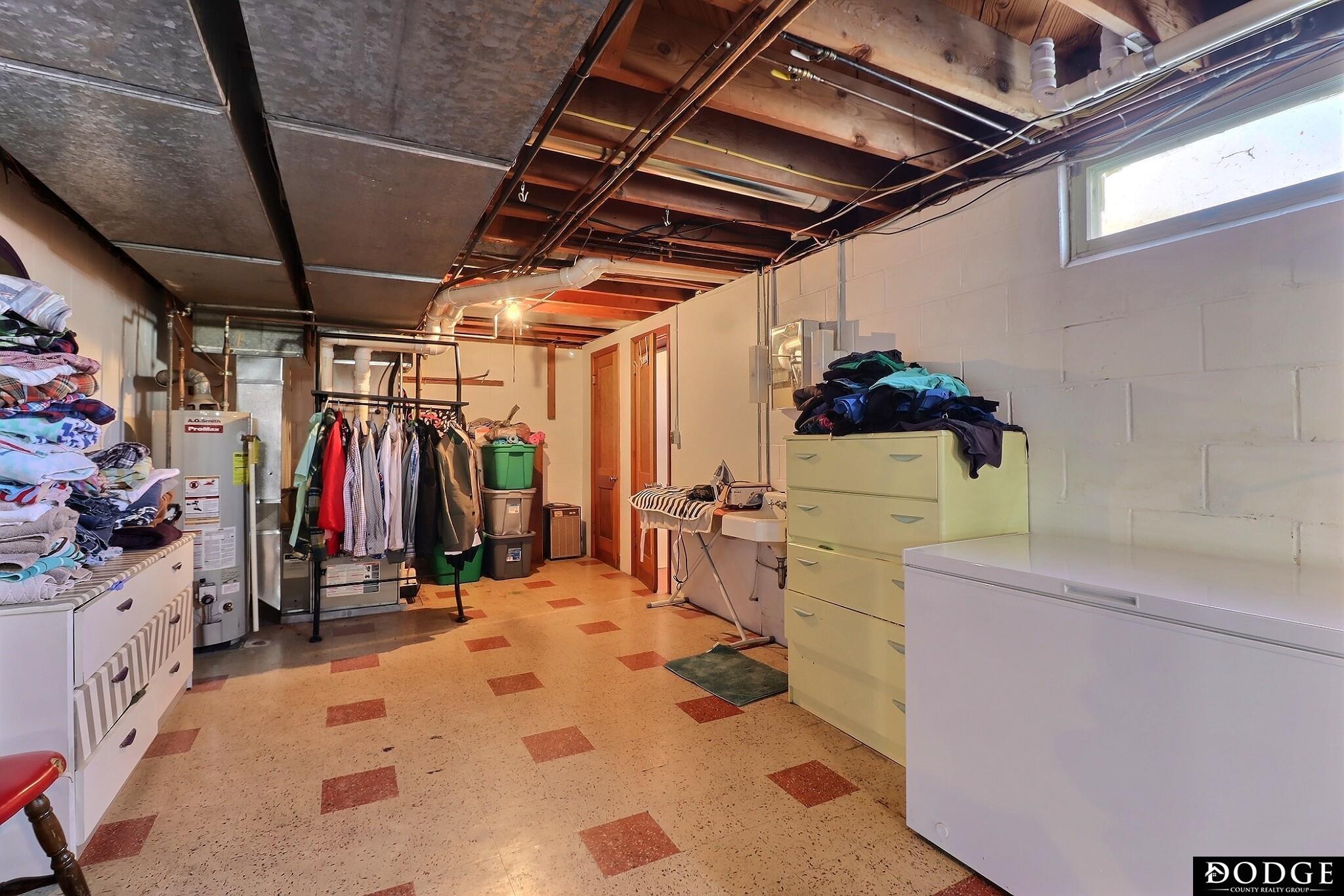 202 E Elk Street, Hooper, Nebraska image 32