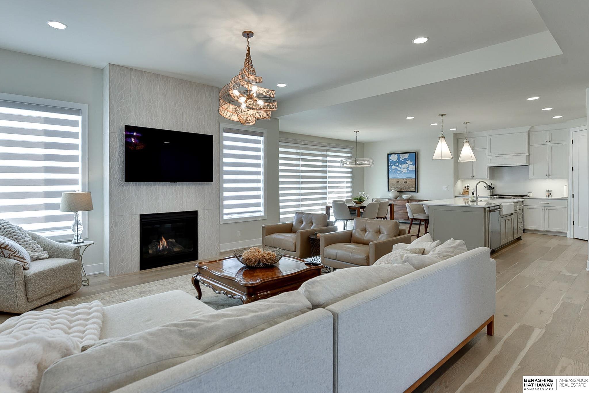 21209 B Street, Omaha, Nebraska image 3