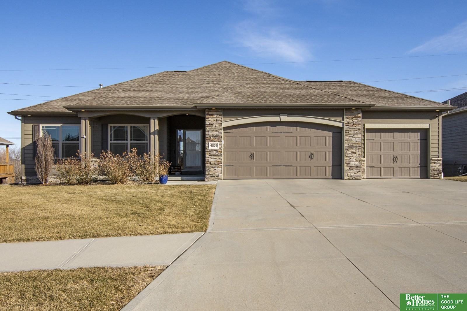 4809 N 204th Avenue, Elkhorn
