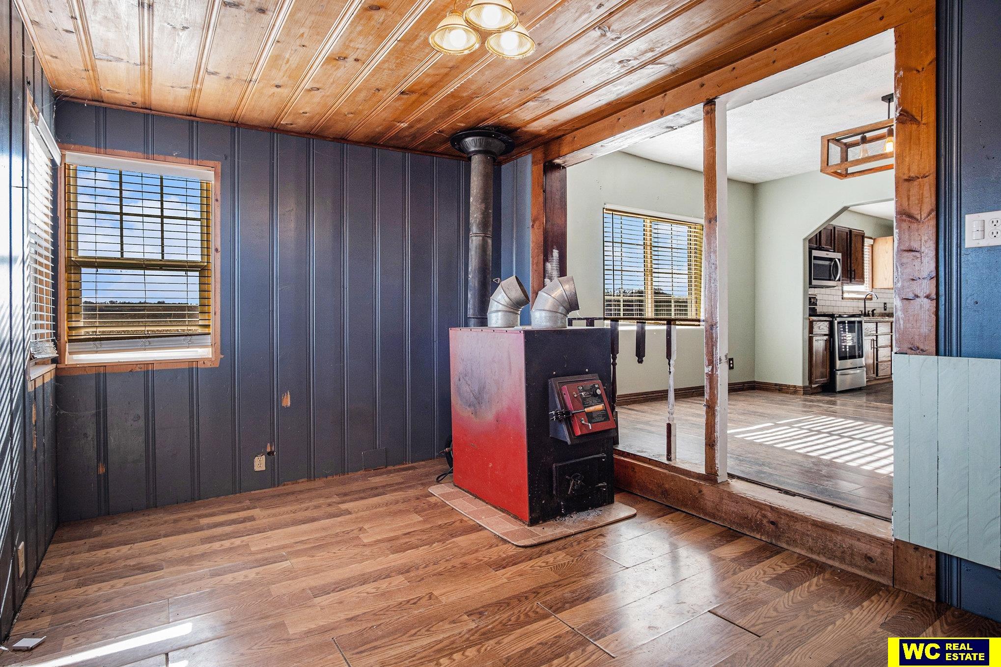 1794 160 Street, Mondamin, Iowa image 4
