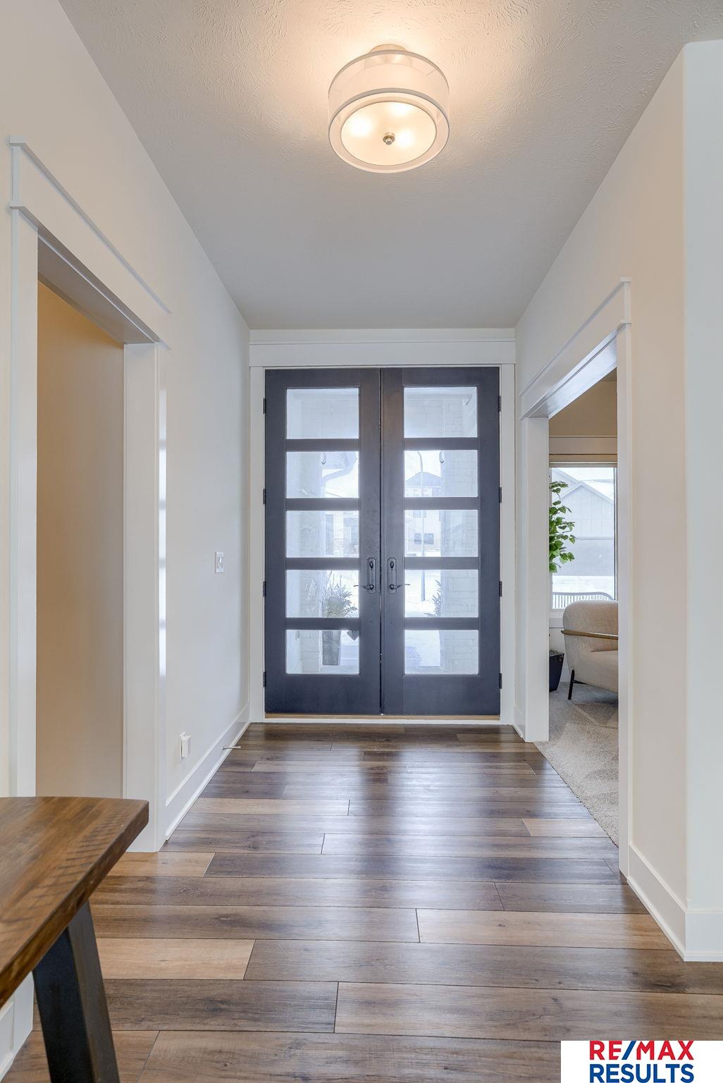 18212 Cheyenne Road, Omaha, Nebraska image 2